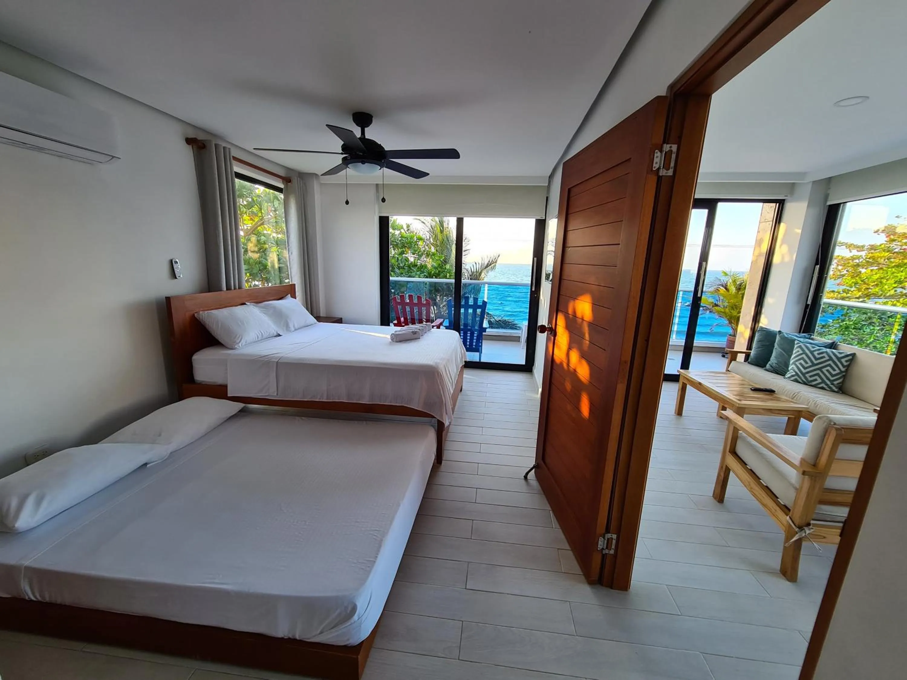 Bed in Camino Palmero Coveñas