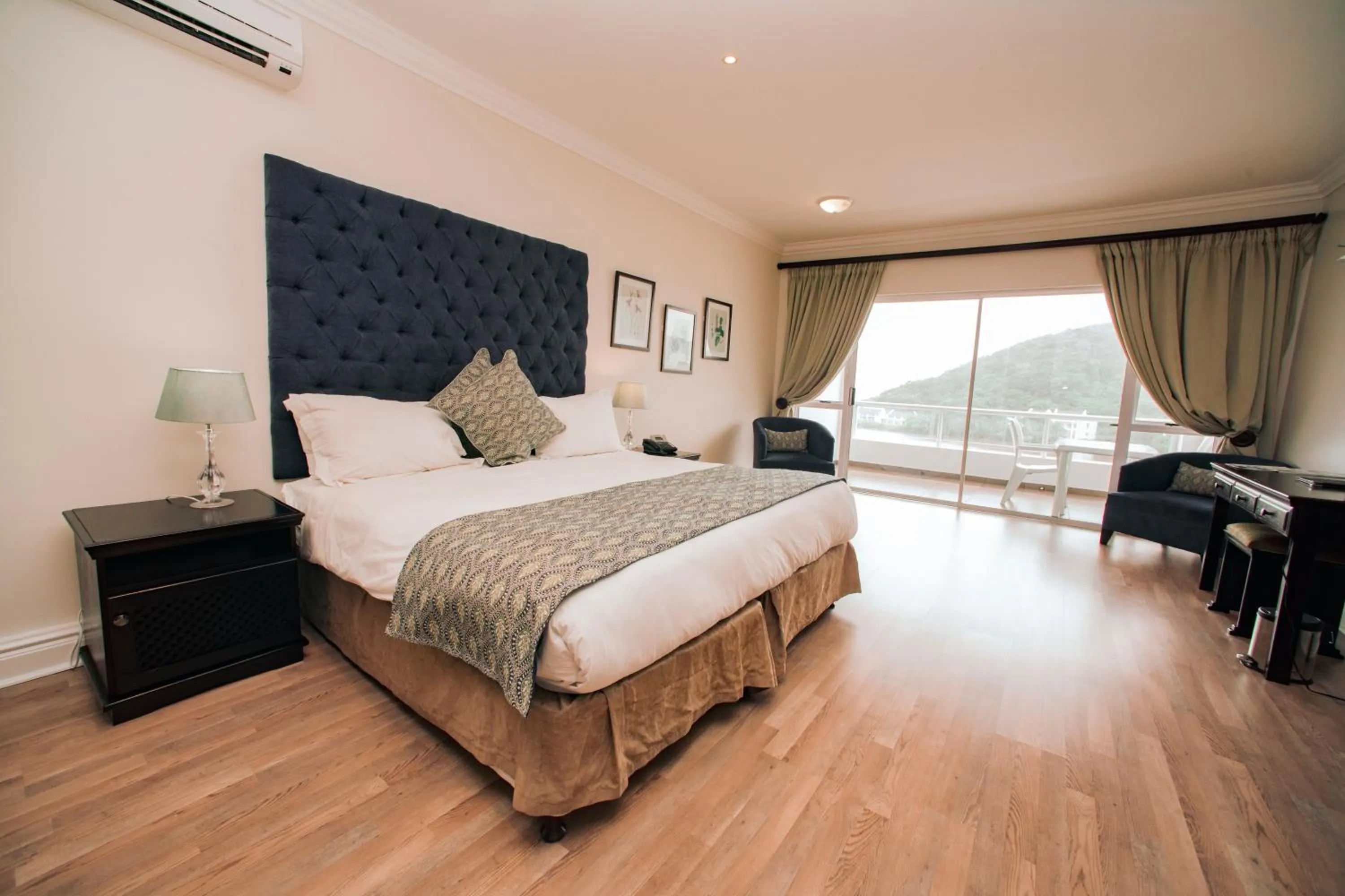 Bed in The Estuary Hotel & Spa