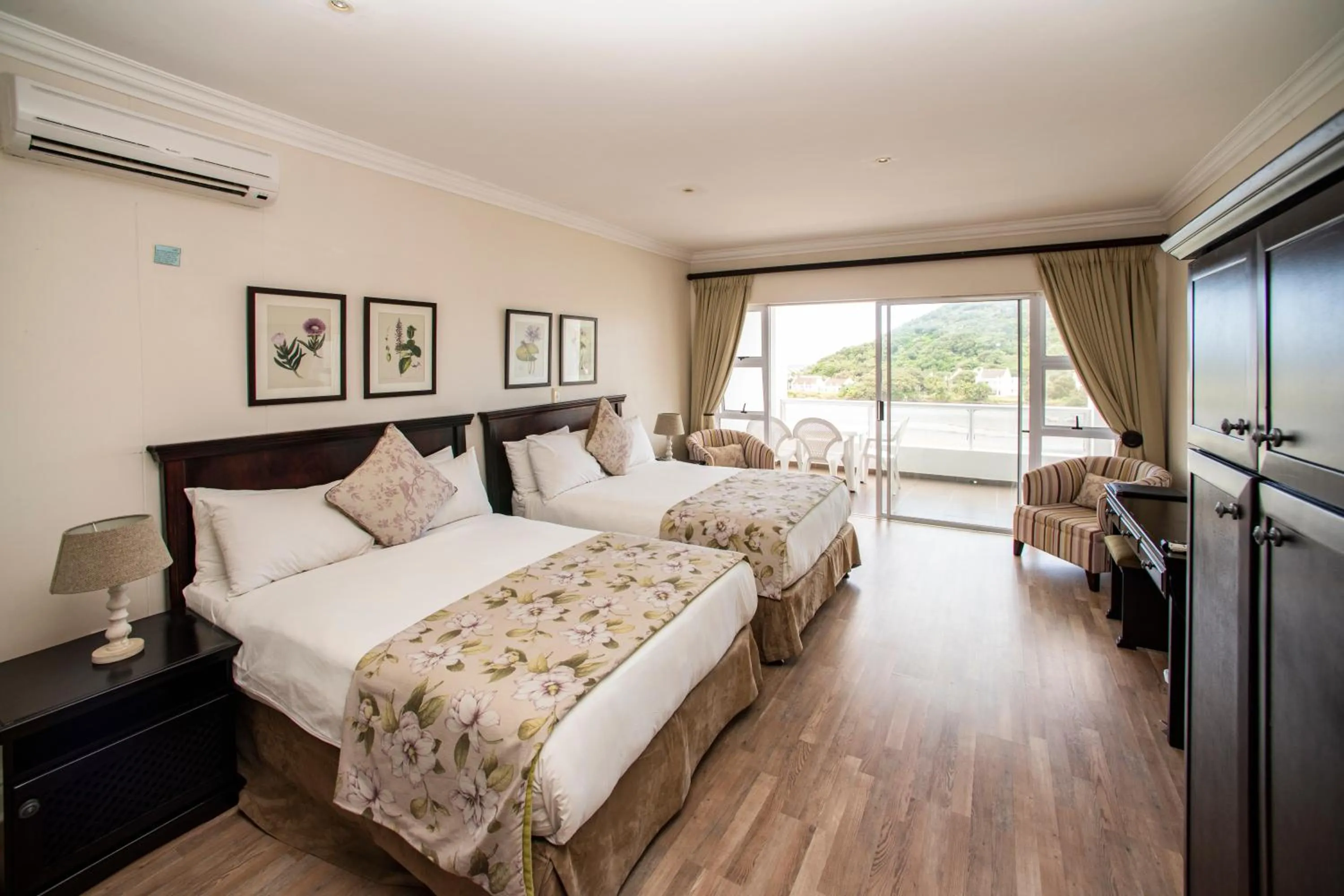 Bed in The Estuary Hotel & Spa