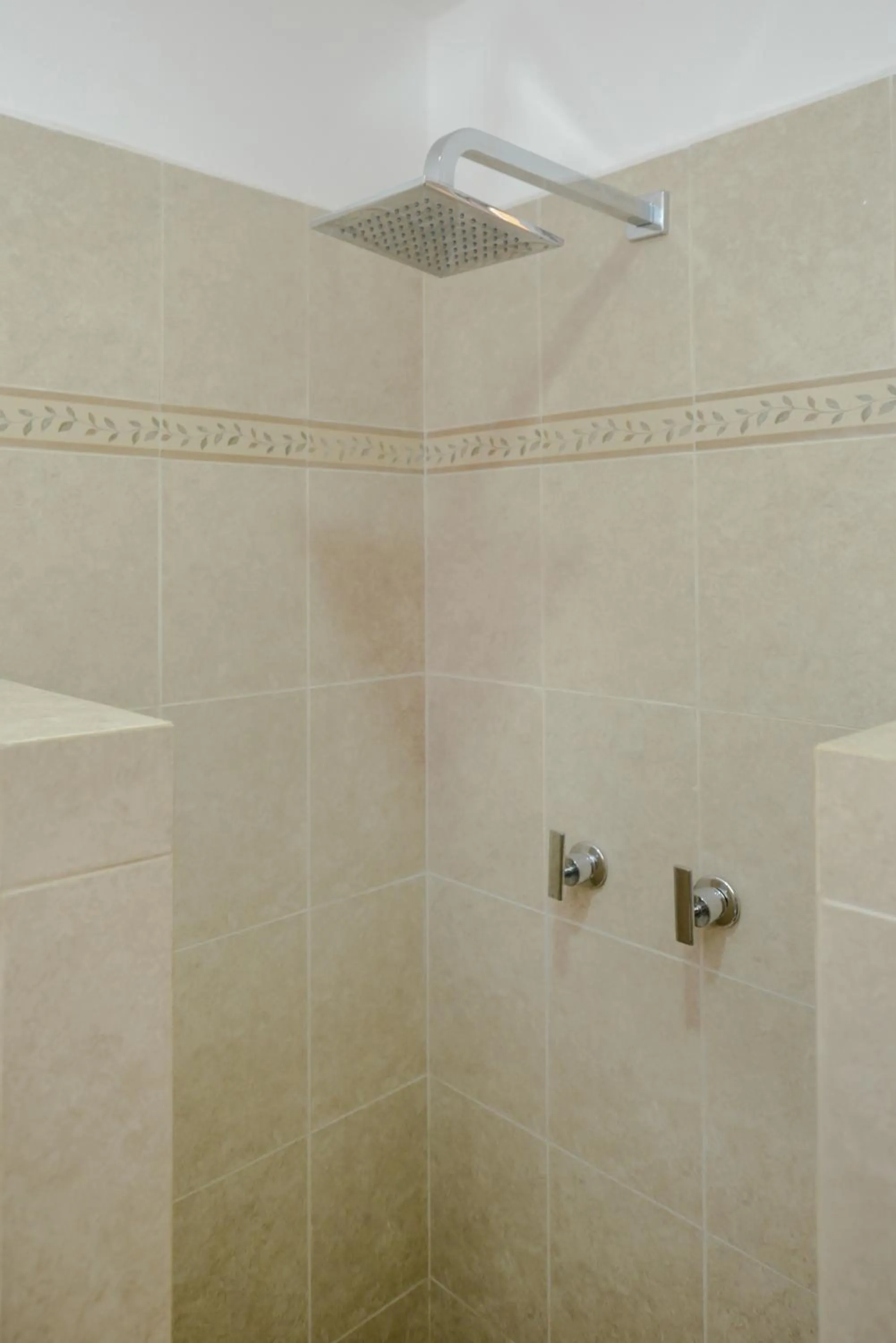 Bathroom in Villas Picalu Lodge