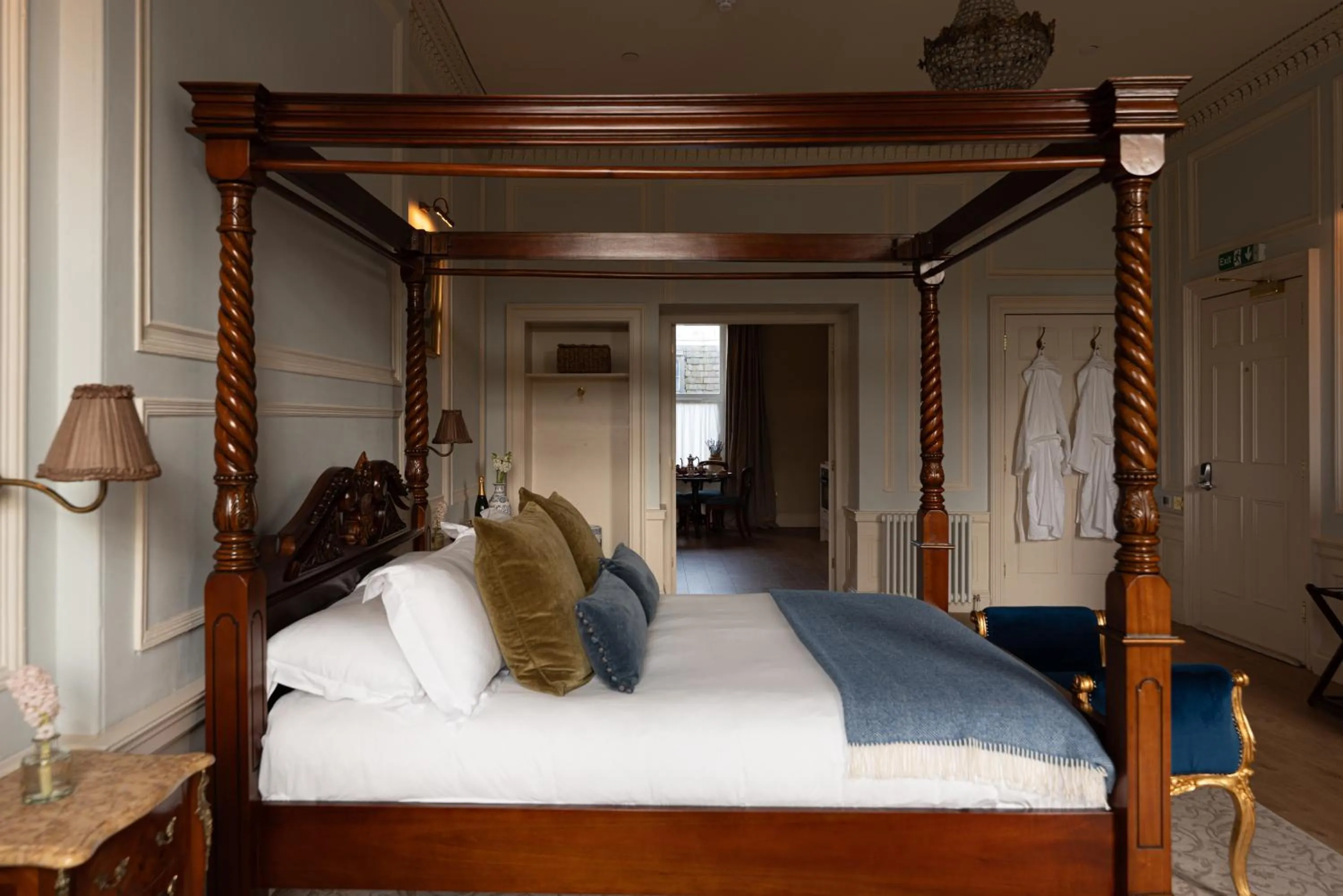 Bed in The Townhouse, Leith