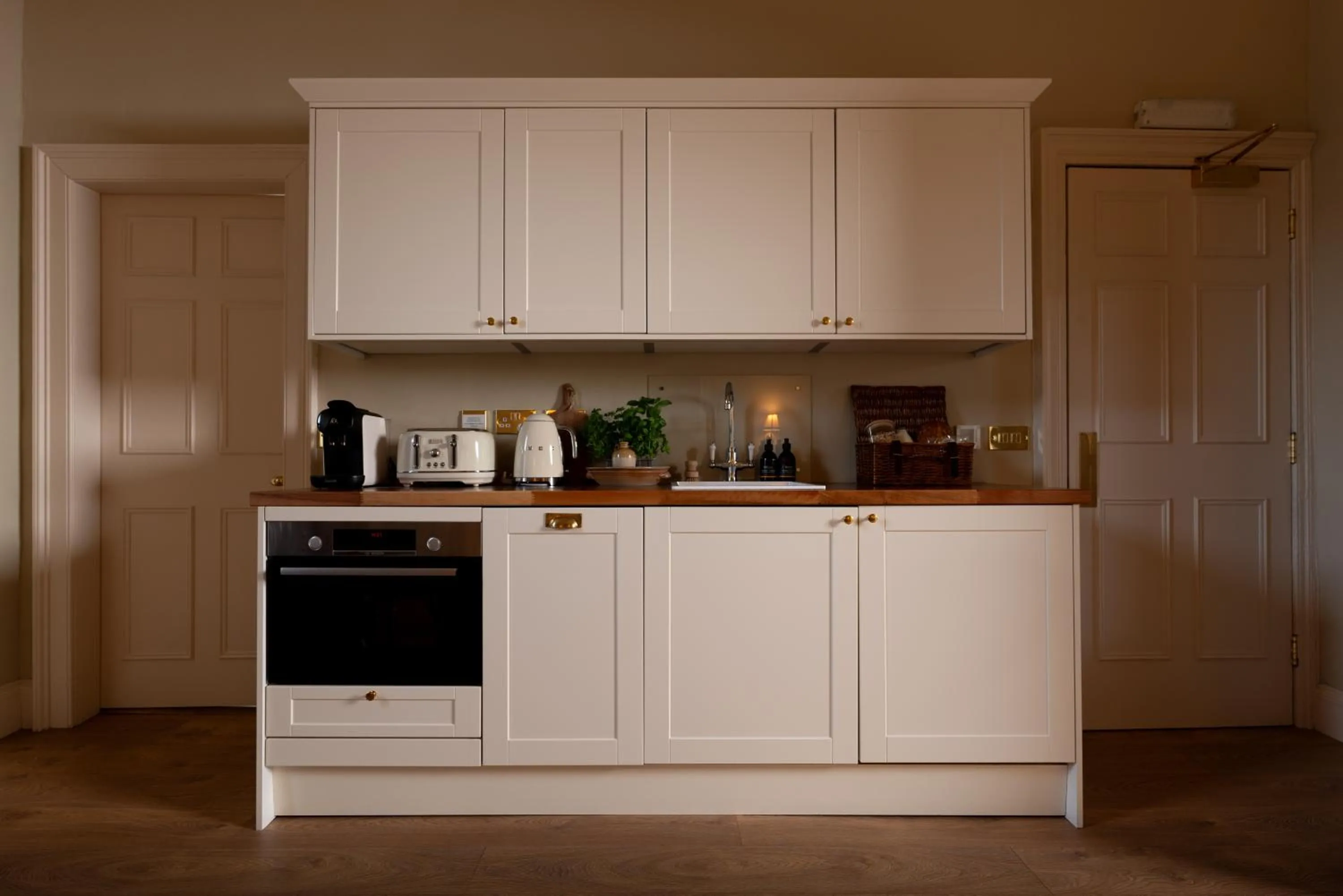 Kitchen or kitchenette in The Townhouse, Leith