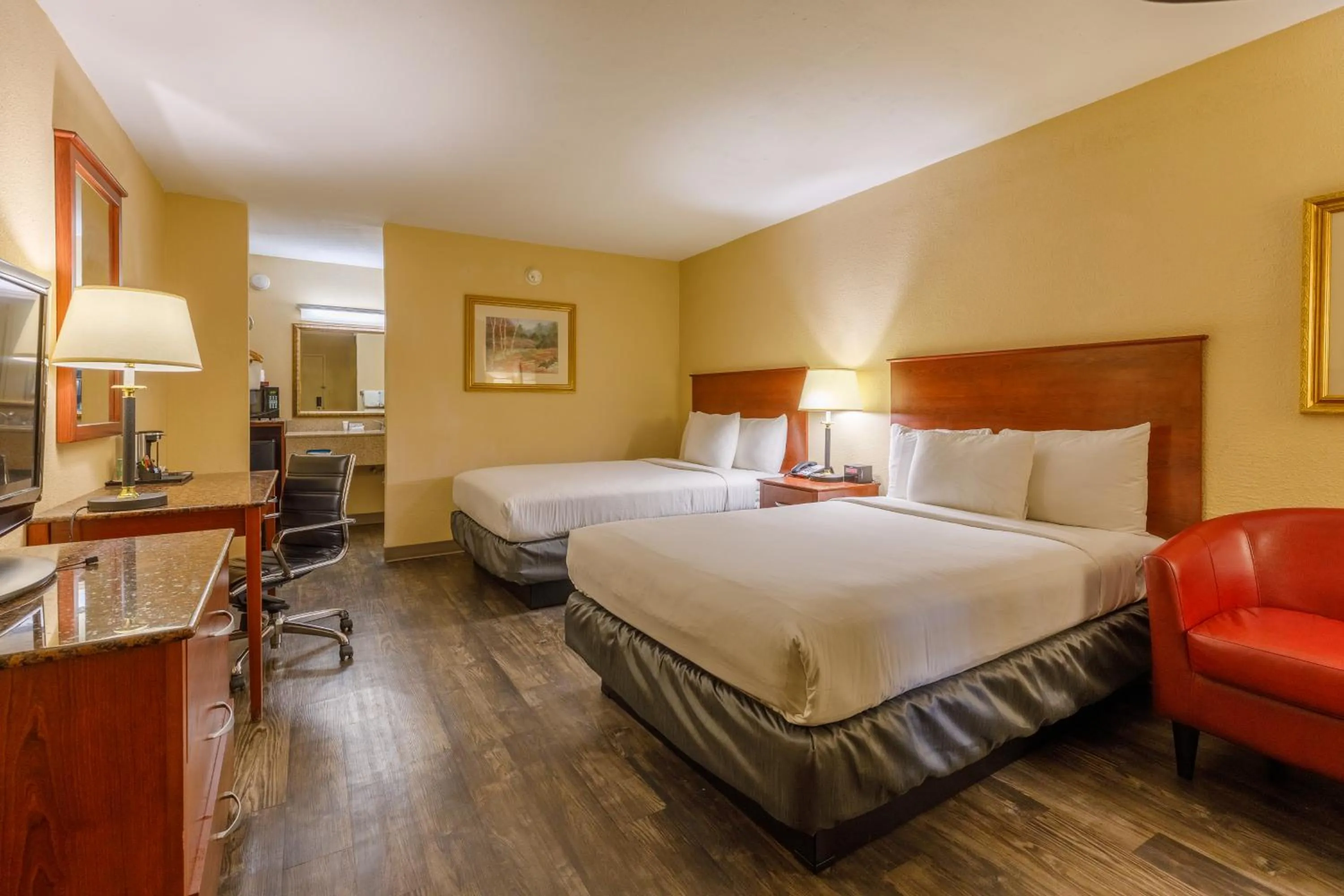 Bedroom, Bed in Northwest Inn