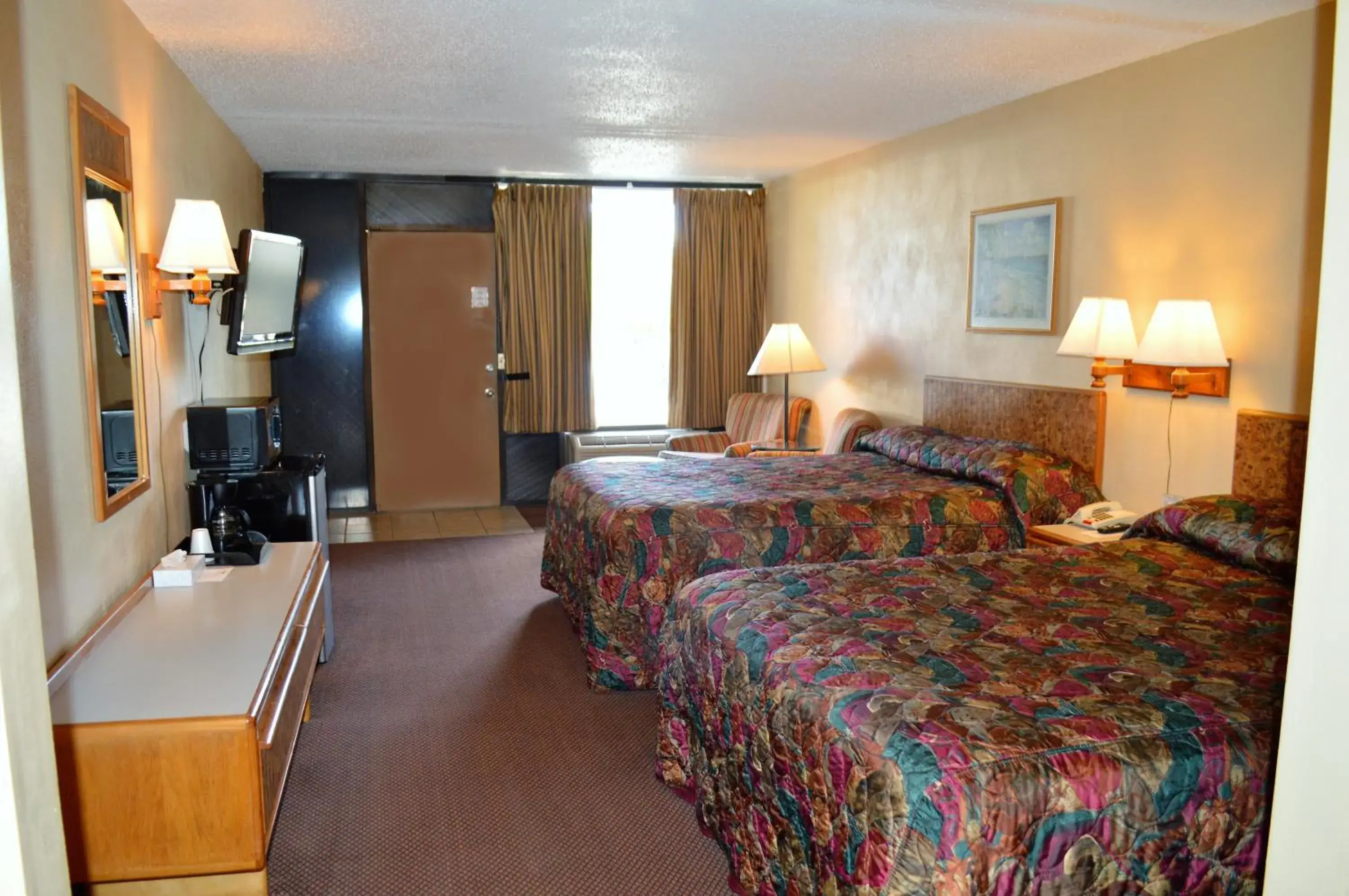 Standard Double Room in Tarpon Shores Inn Standard Double Room in Tarpon Shores Inn