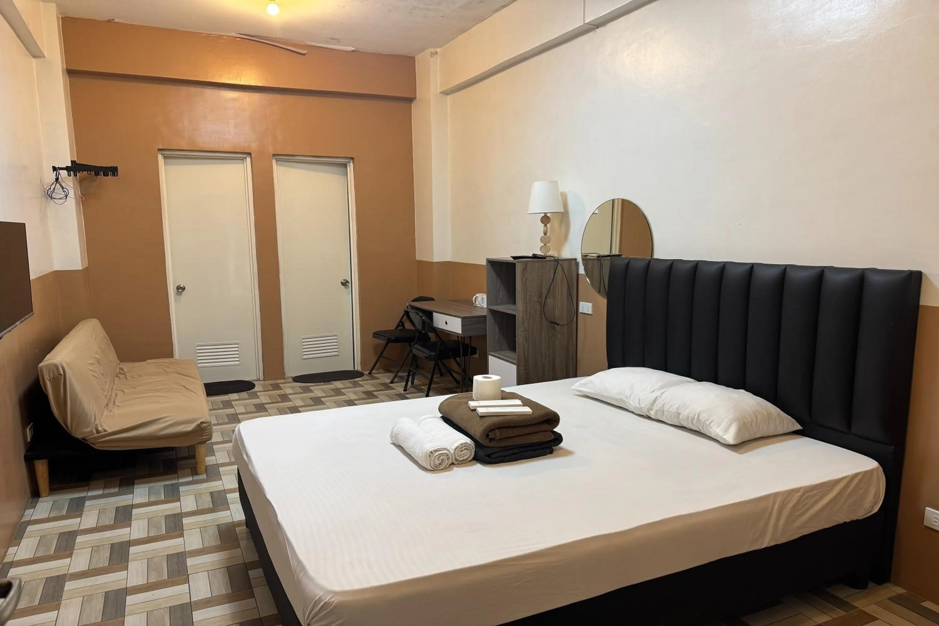 Bed in Franca Arcade near Quezon City Circle
