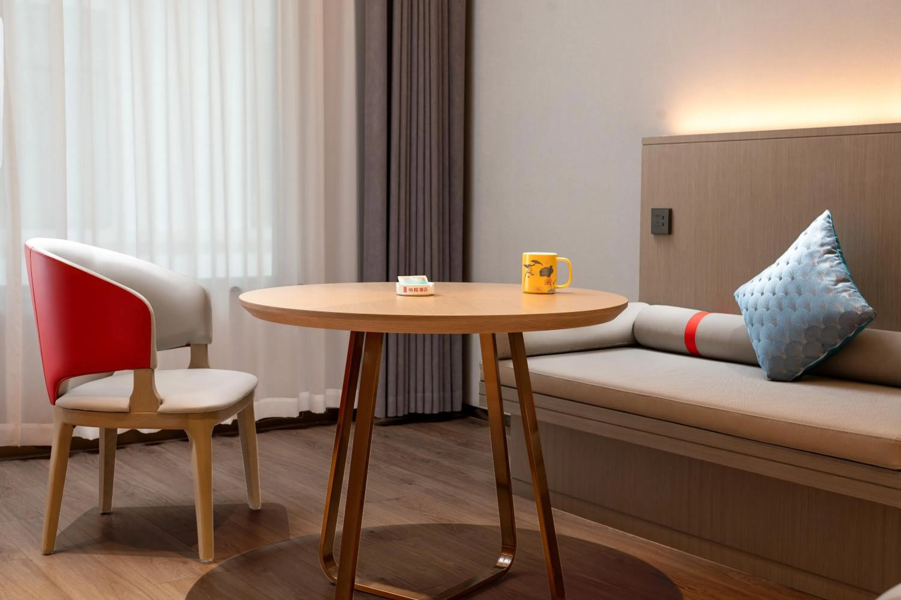 Seating area in Echeng Hotel Chengdu Chunxi Road Taikoo Li