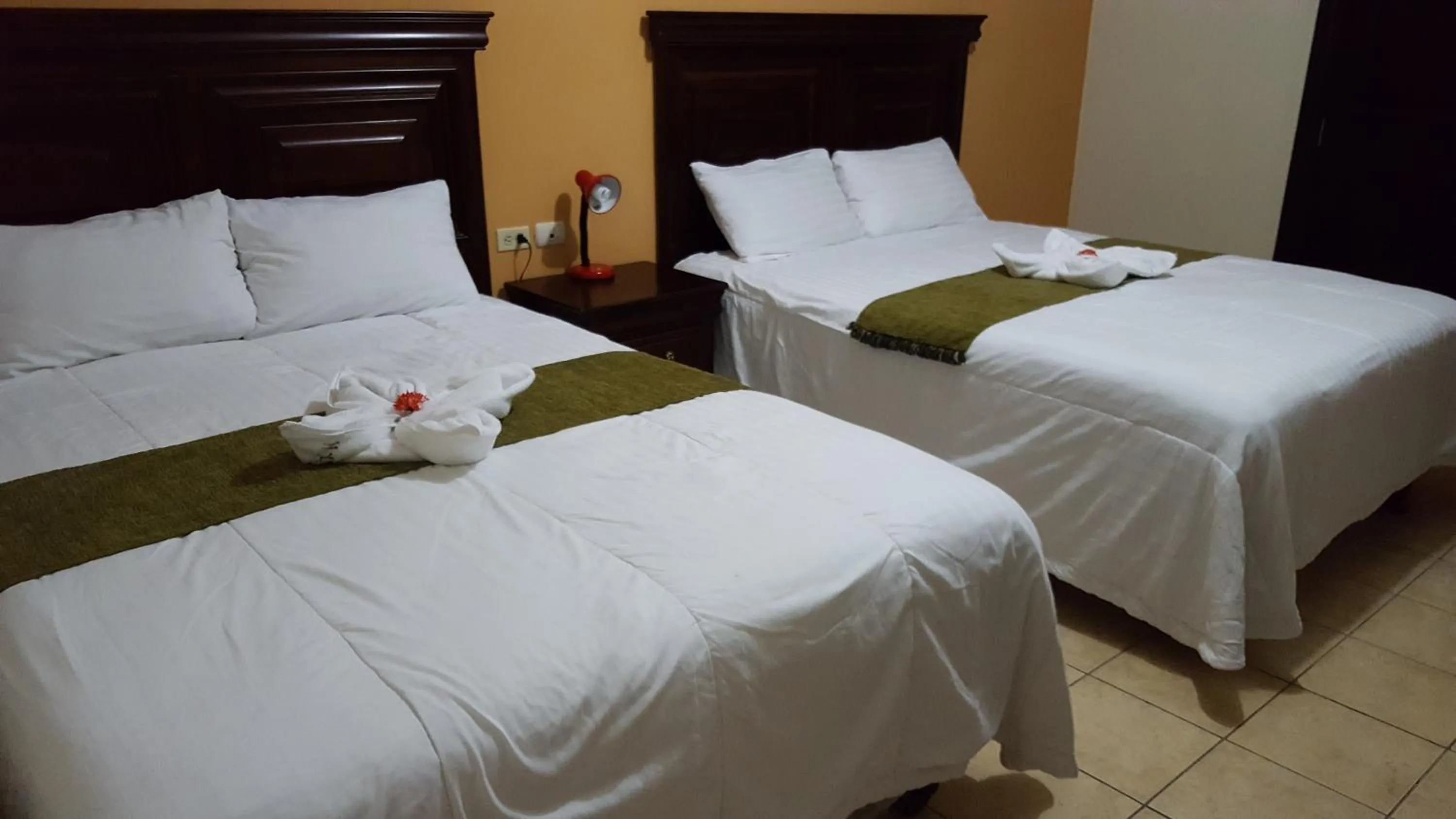 Bed in Apart Hotel Pico Bonito