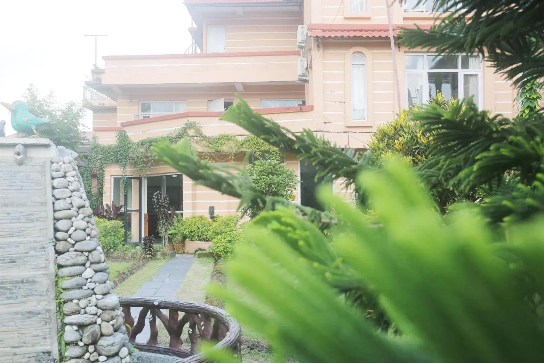 Property building in Hotel M&D Suites Property building in Hotel M&D Suites