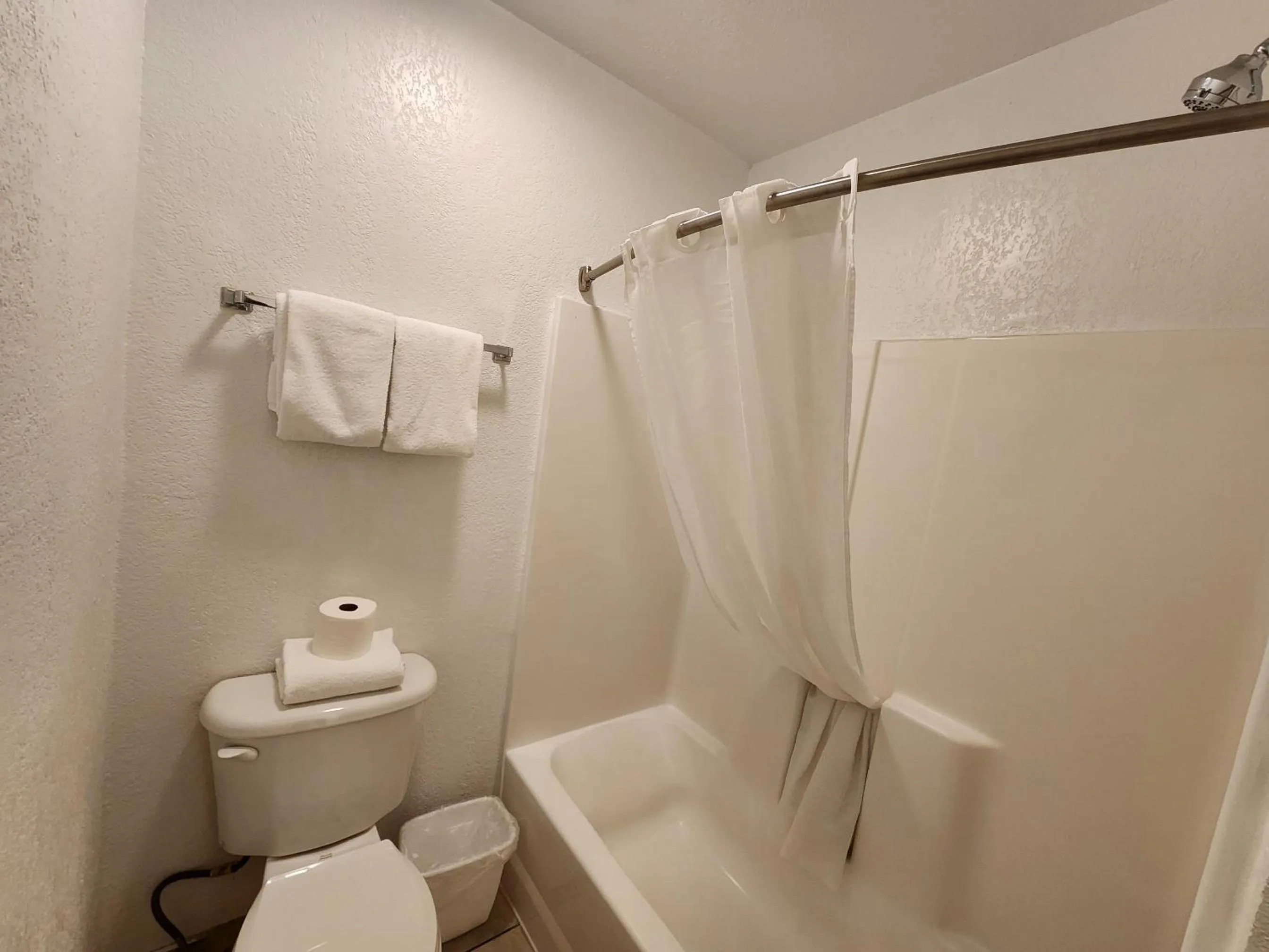 Bathroom in Silver Saddle Motel