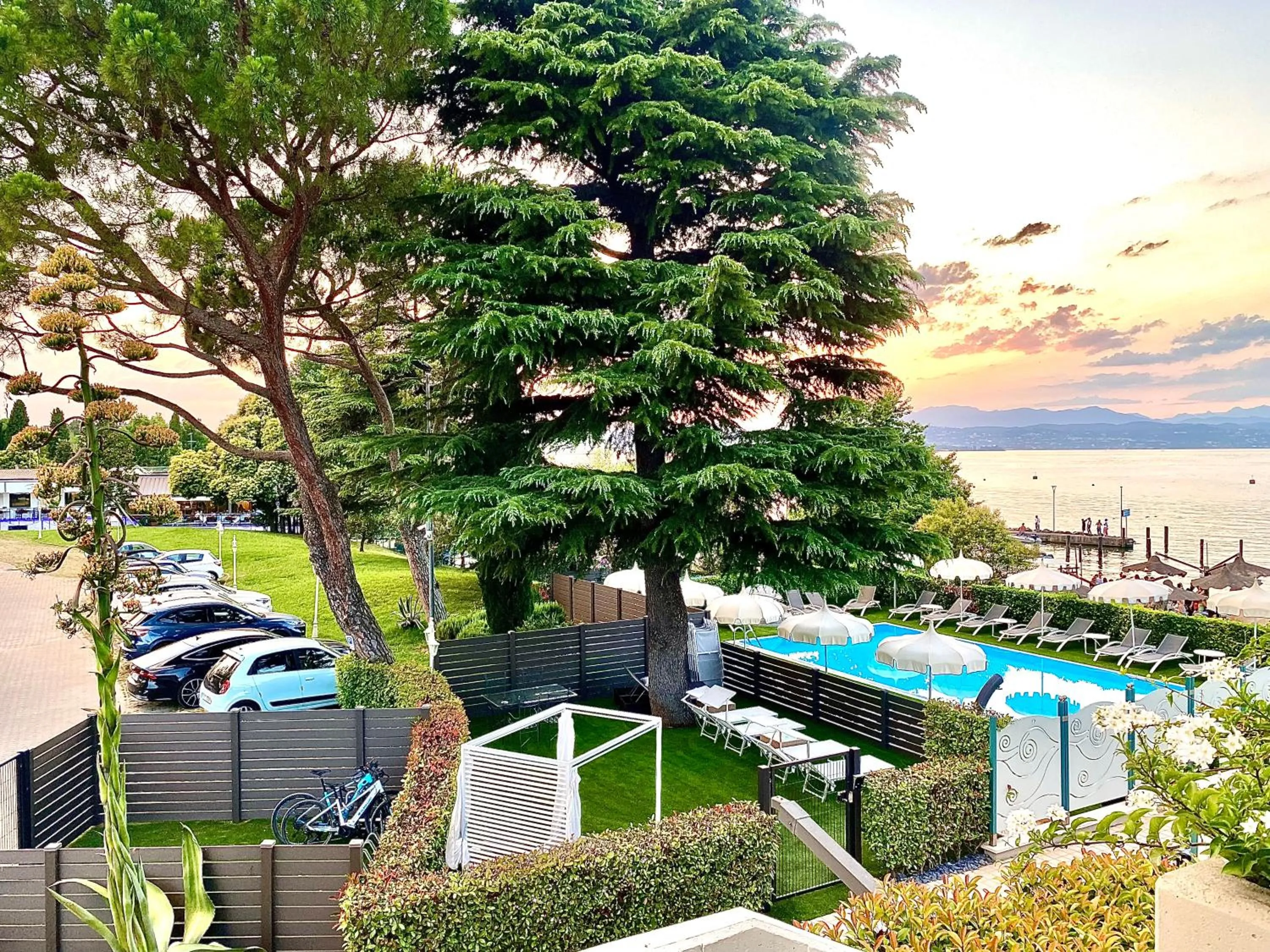 Swimming pool in Hotel Aquila D'Oro Desenzano
