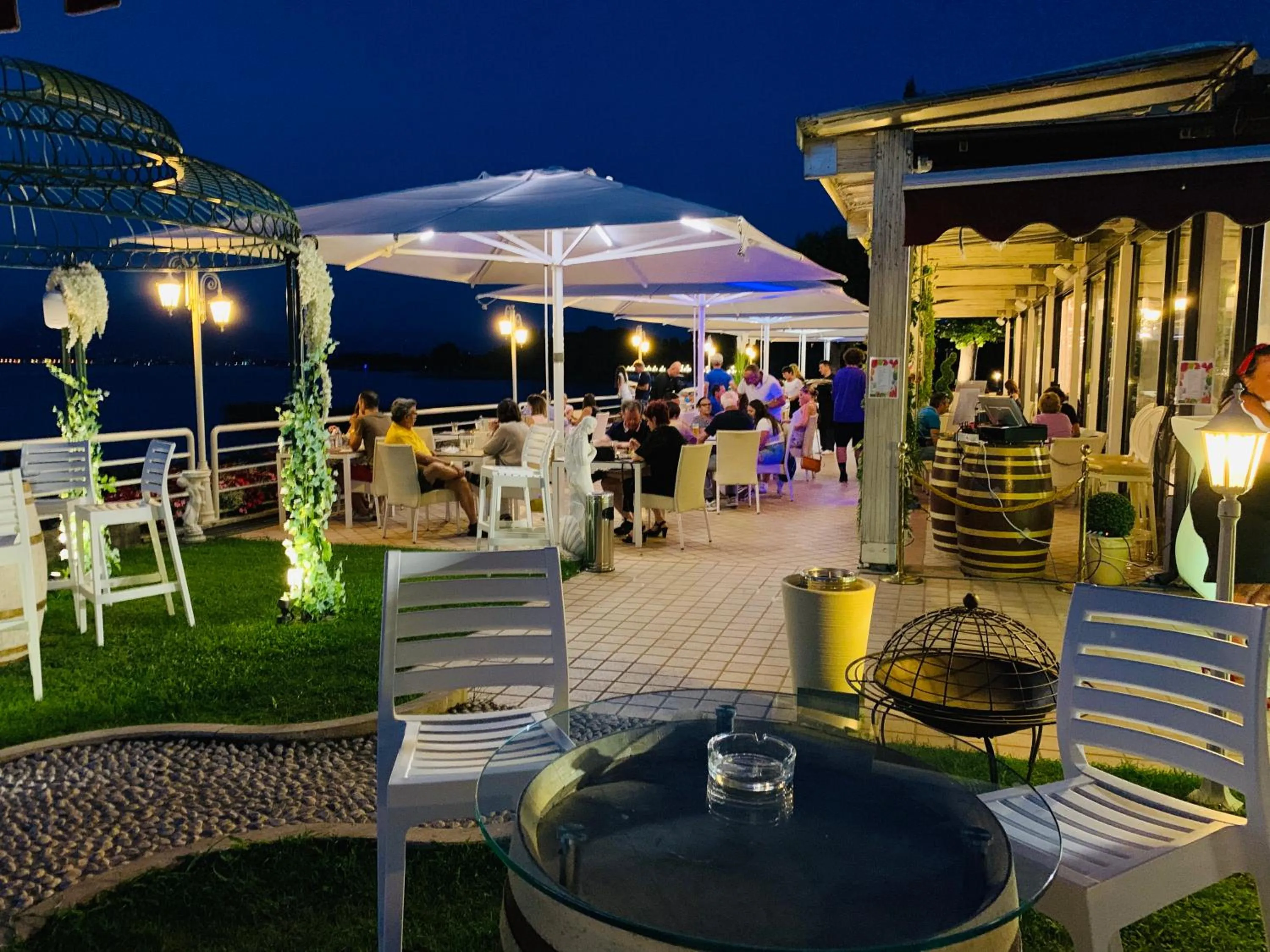 Restaurant/places to eat in Hotel Aquila D'Oro Desenzano