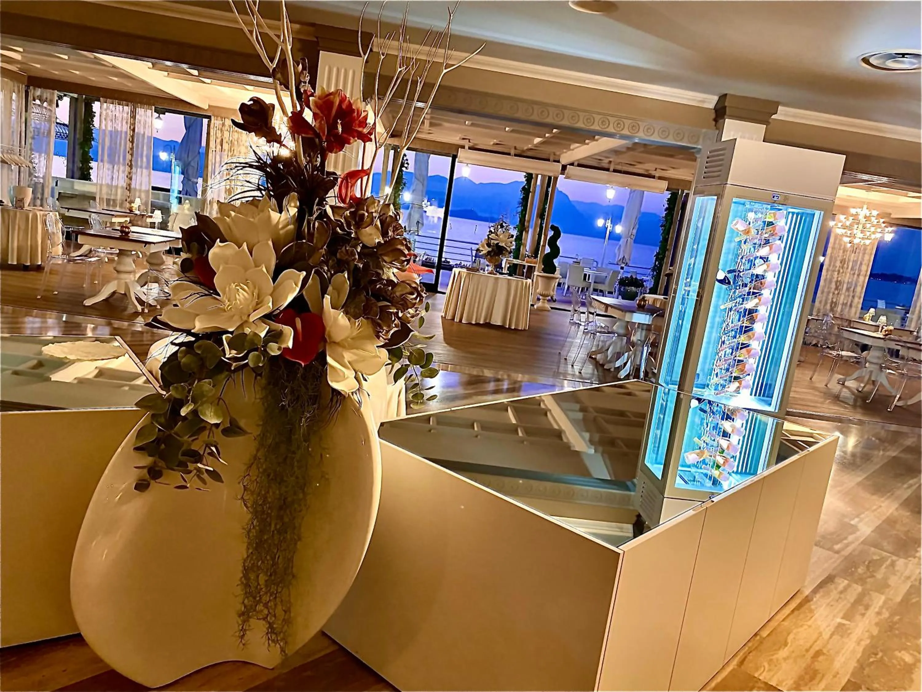 Restaurant/places to eat in Hotel Aquila D'Oro Desenzano