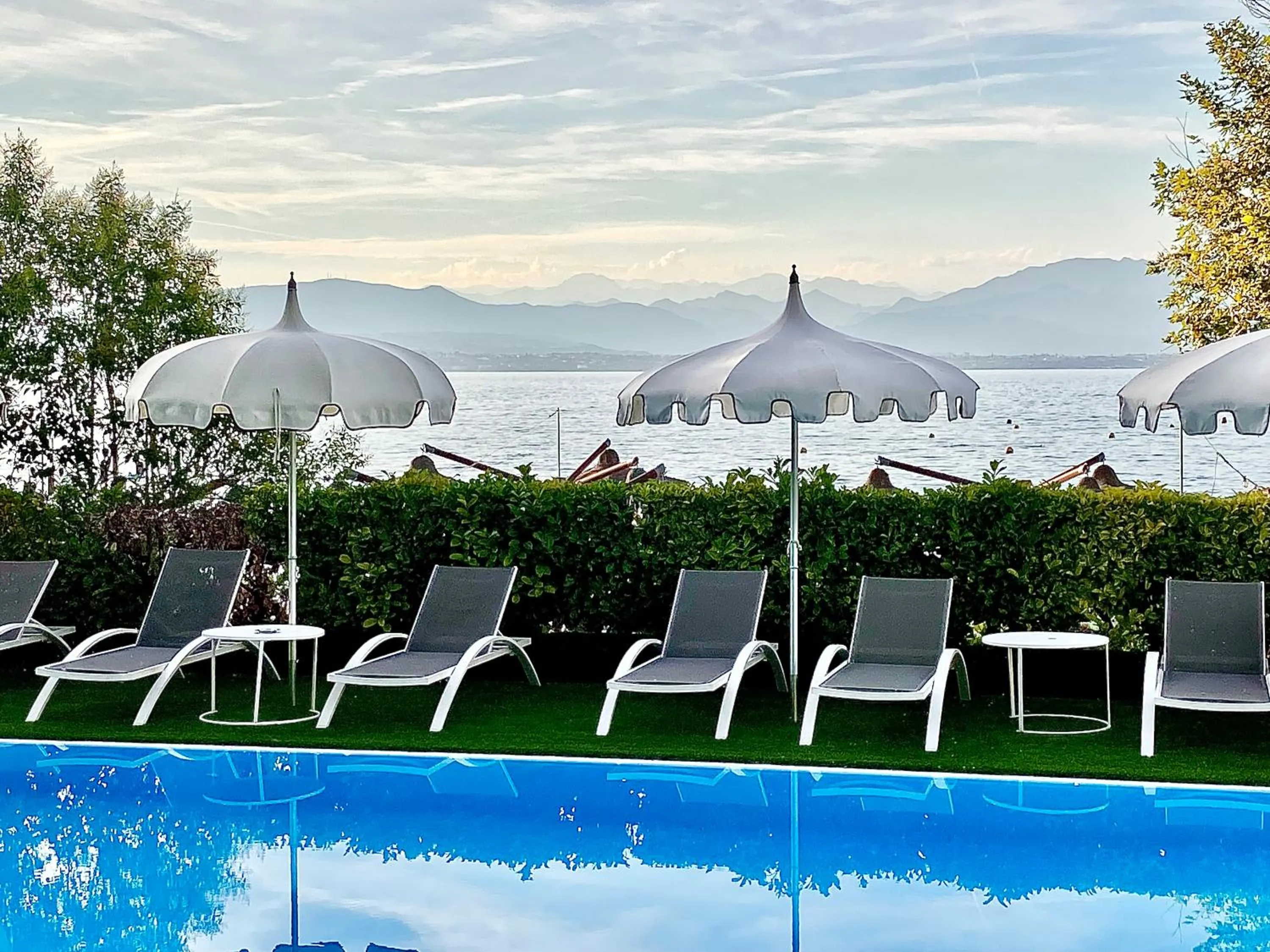 Pool view in Hotel Aquila D'Oro Desenzano