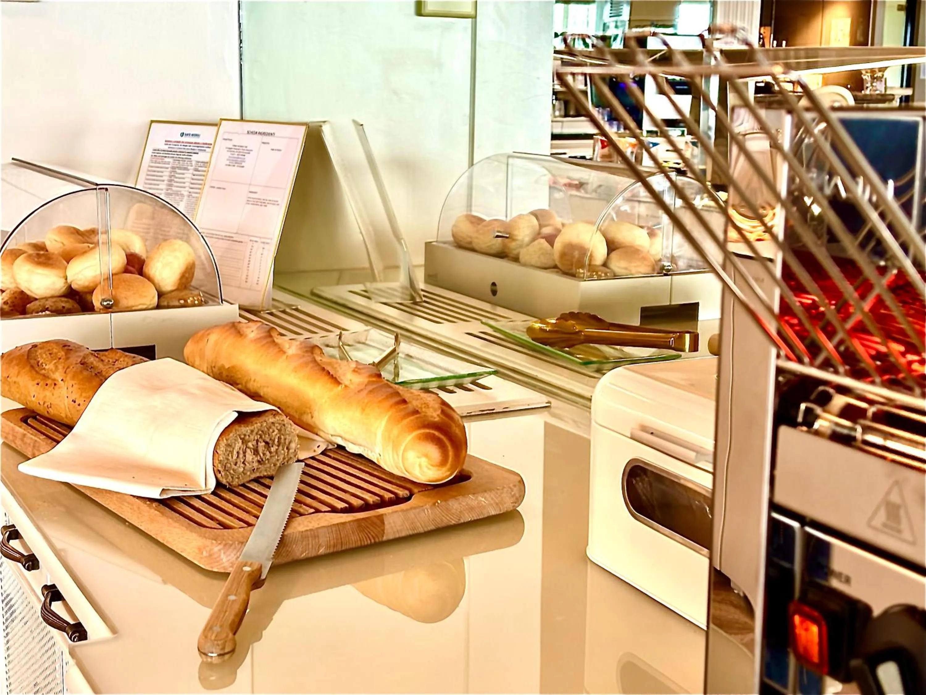 Restaurant/places to eat in Hotel Aquila D'Oro Desenzano