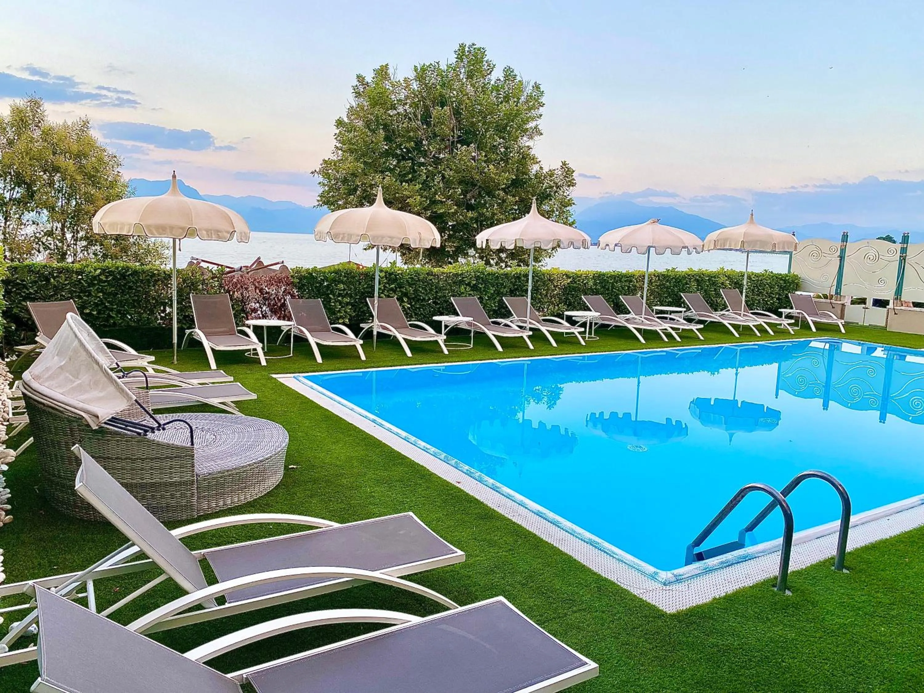 Lake view in Hotel Aquila D'Oro Desenzano