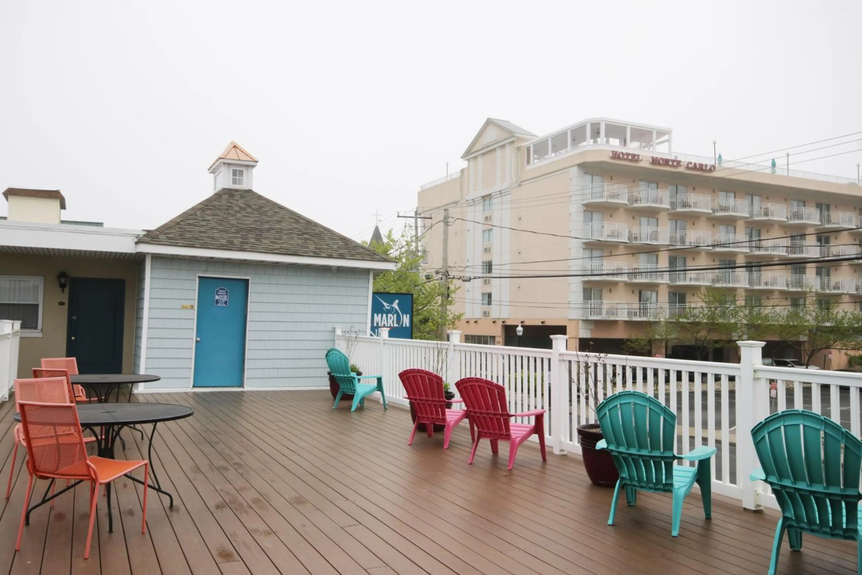 Property building in White Marlin Inn