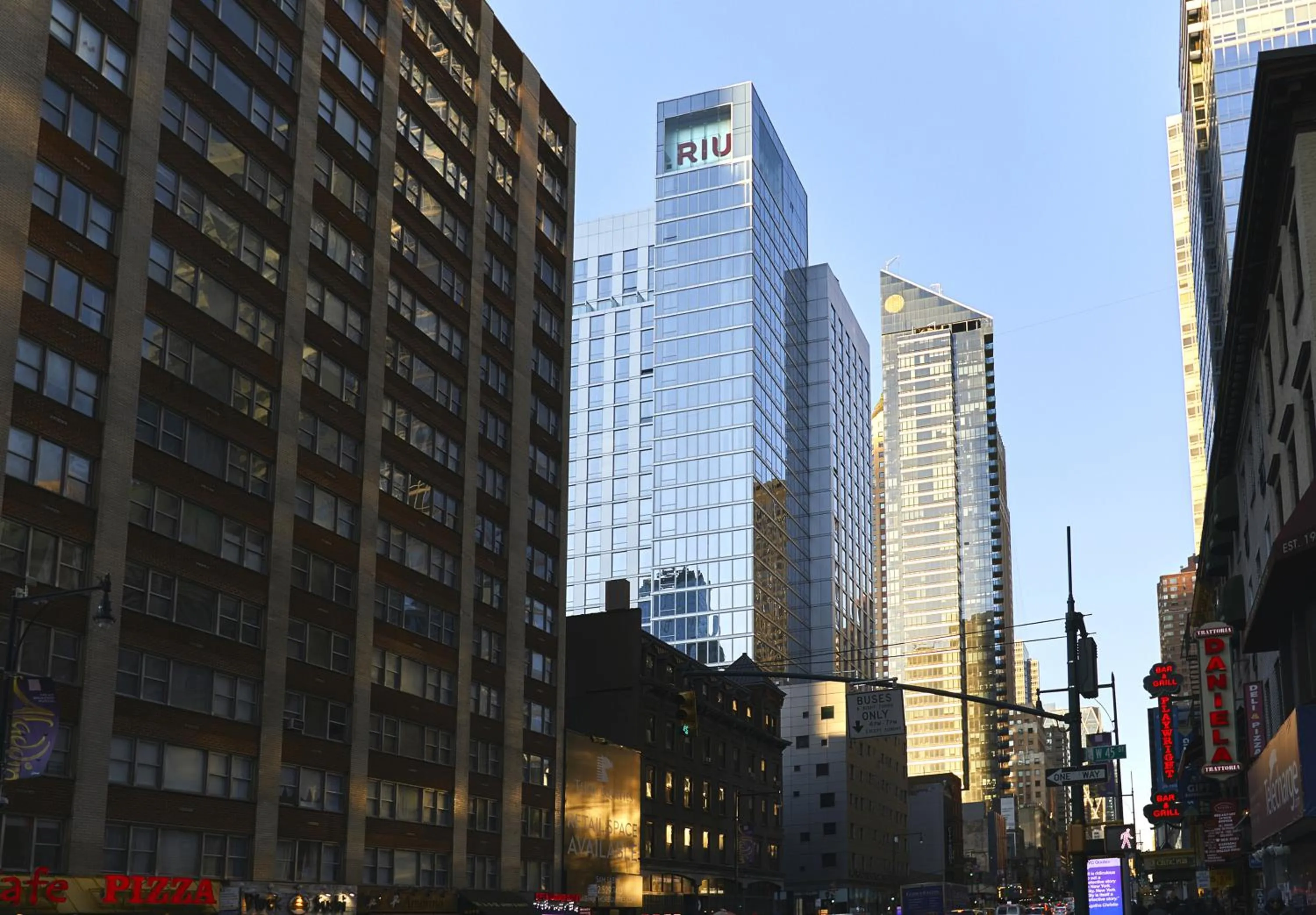 Neighbourhood in Riu Plaza New York Times Square