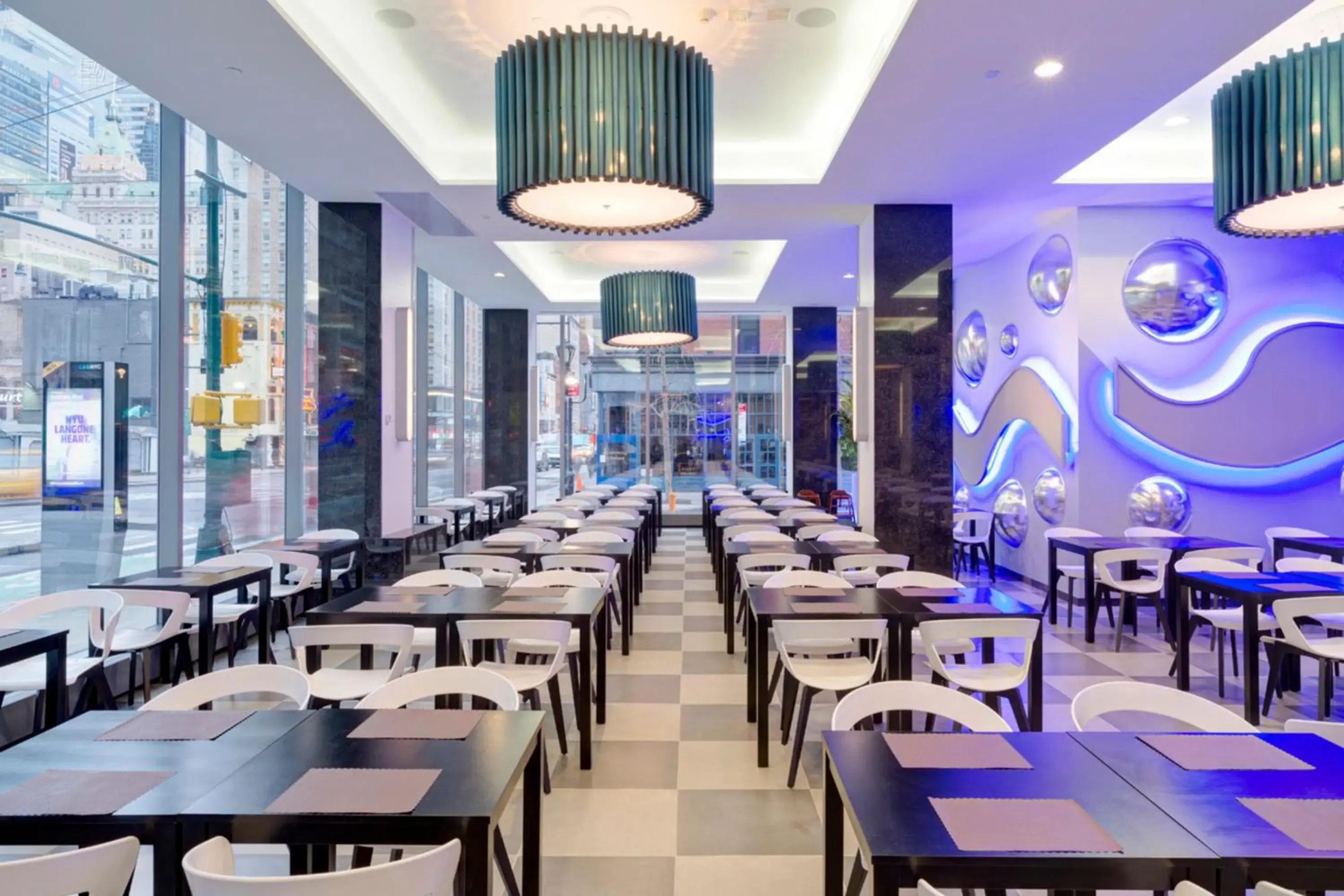 Restaurant/places to eat in Riu Plaza New York Times Square Restaurant/places to eat in Riu Plaza New York Times Square