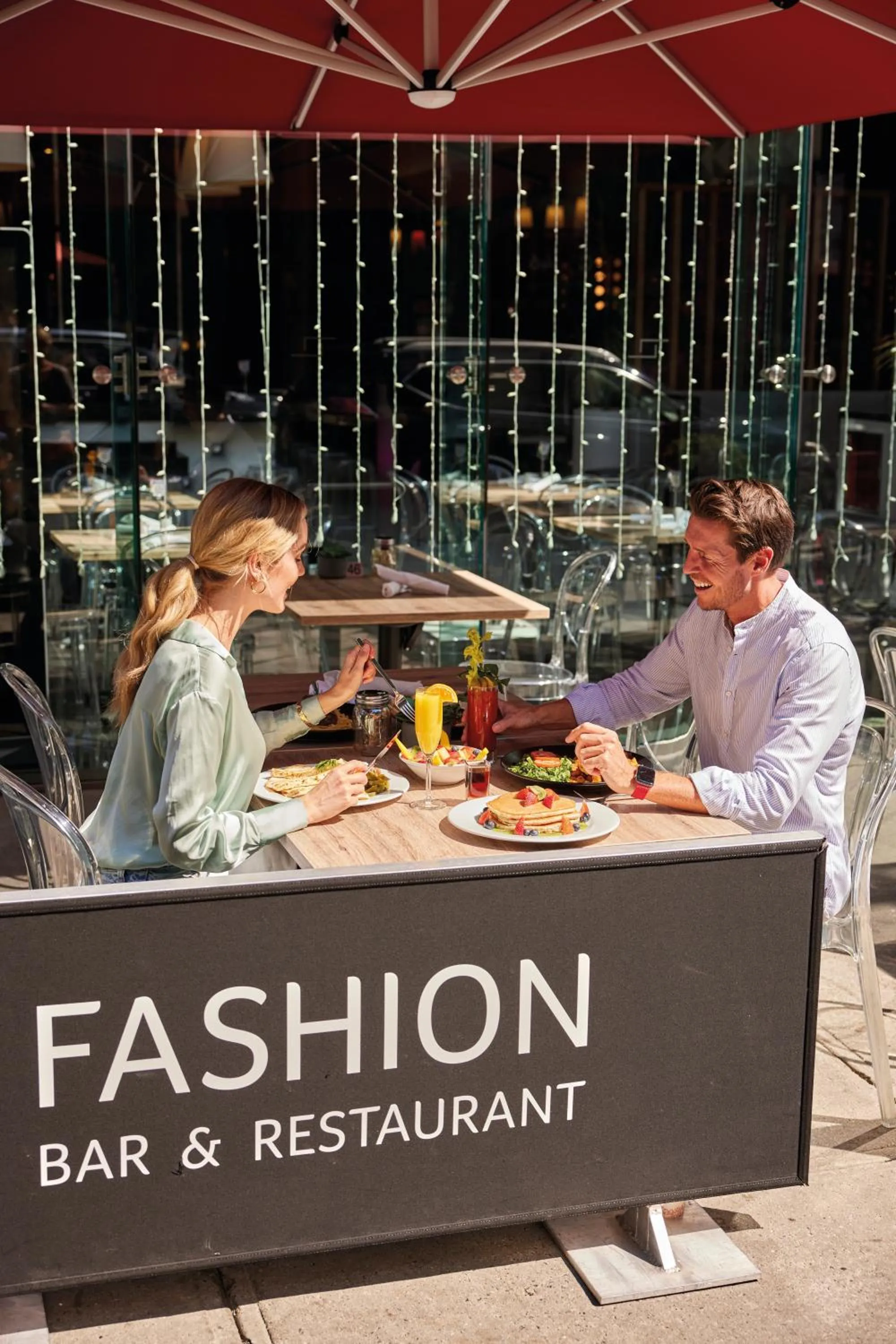 Restaurant/places to eat in Riu Plaza New York Times Square