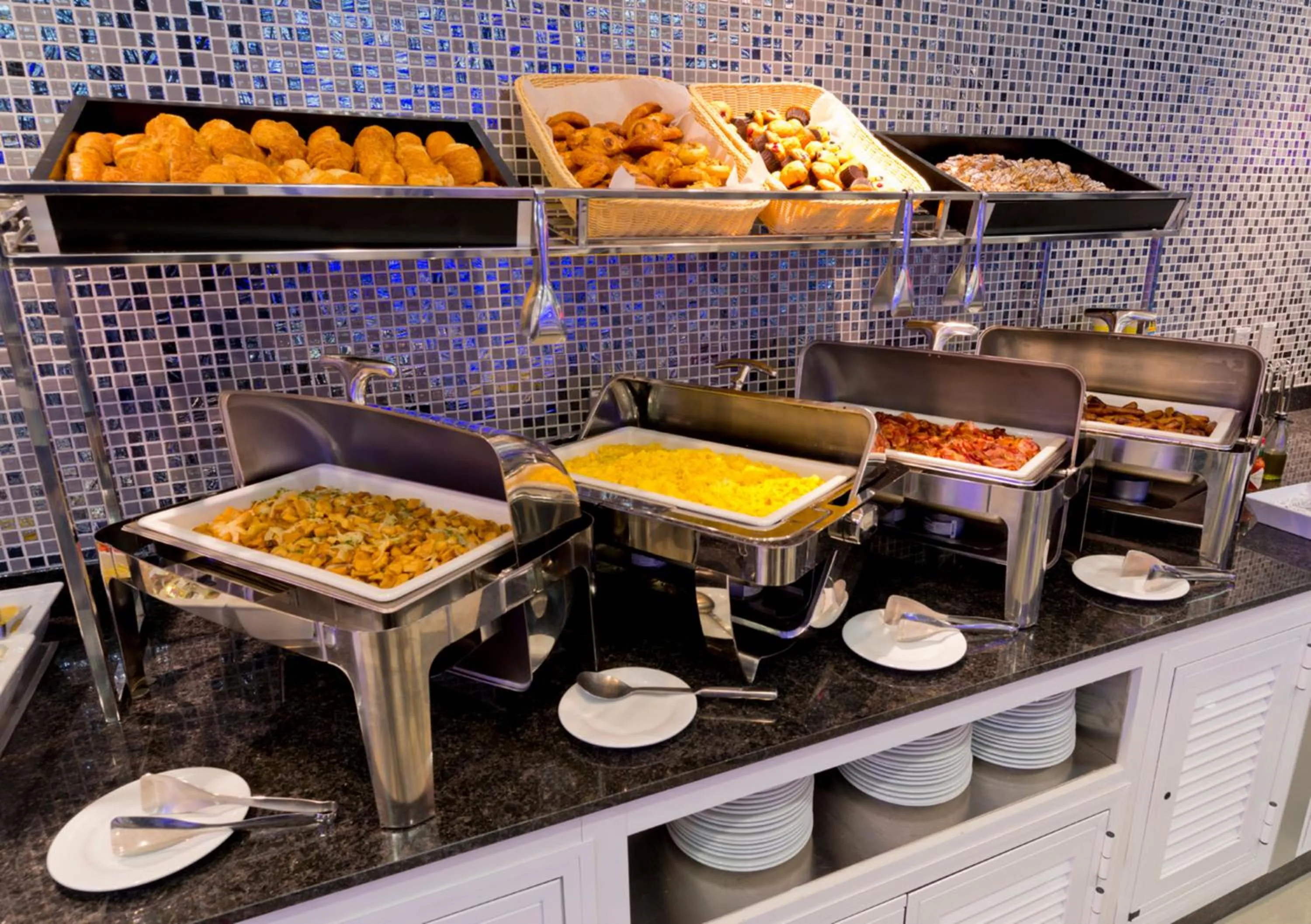 Food and drinks in Riu Plaza New York Times Square