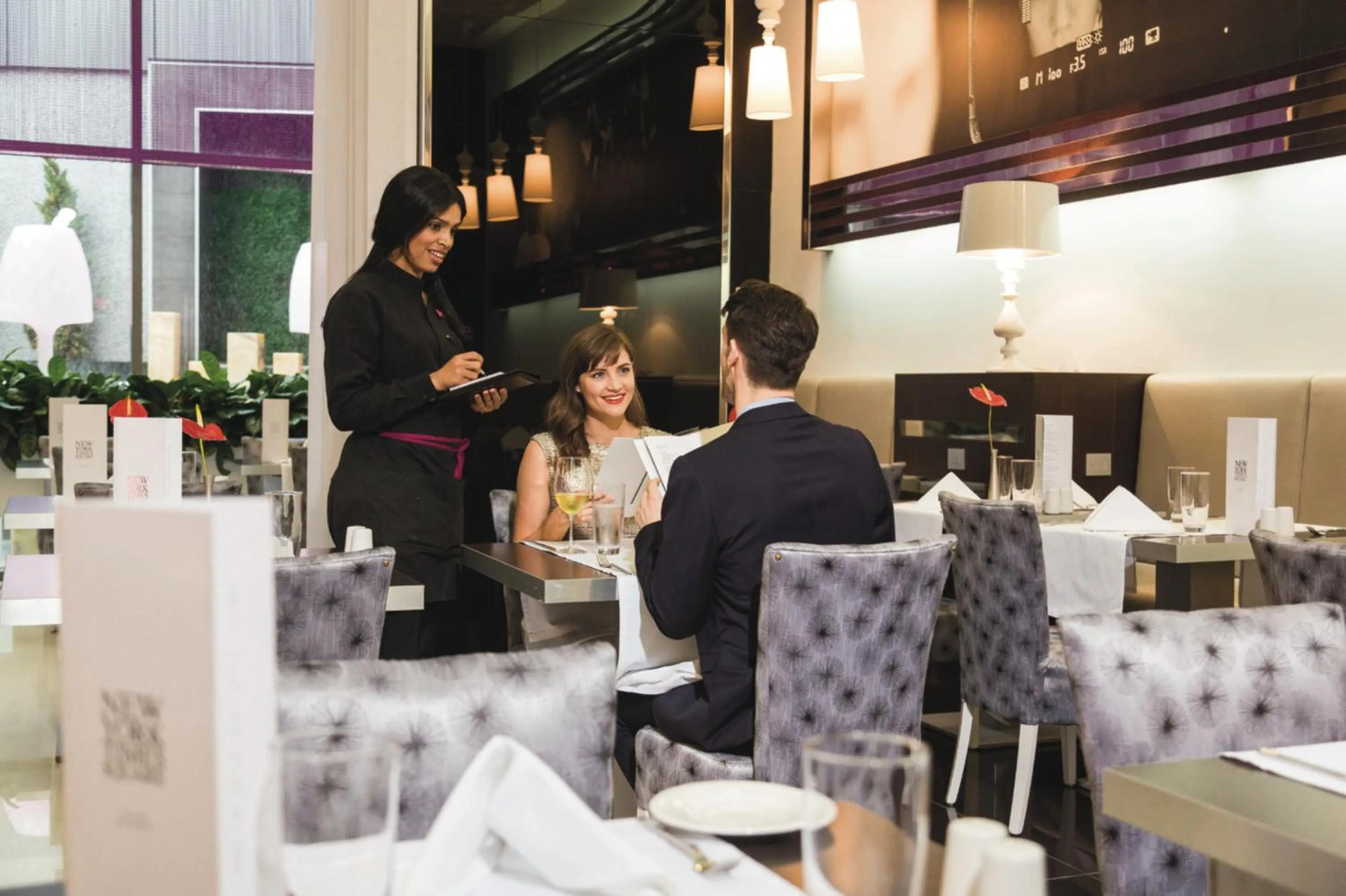 Restaurant/places to eat in Riu Plaza New York Times Square