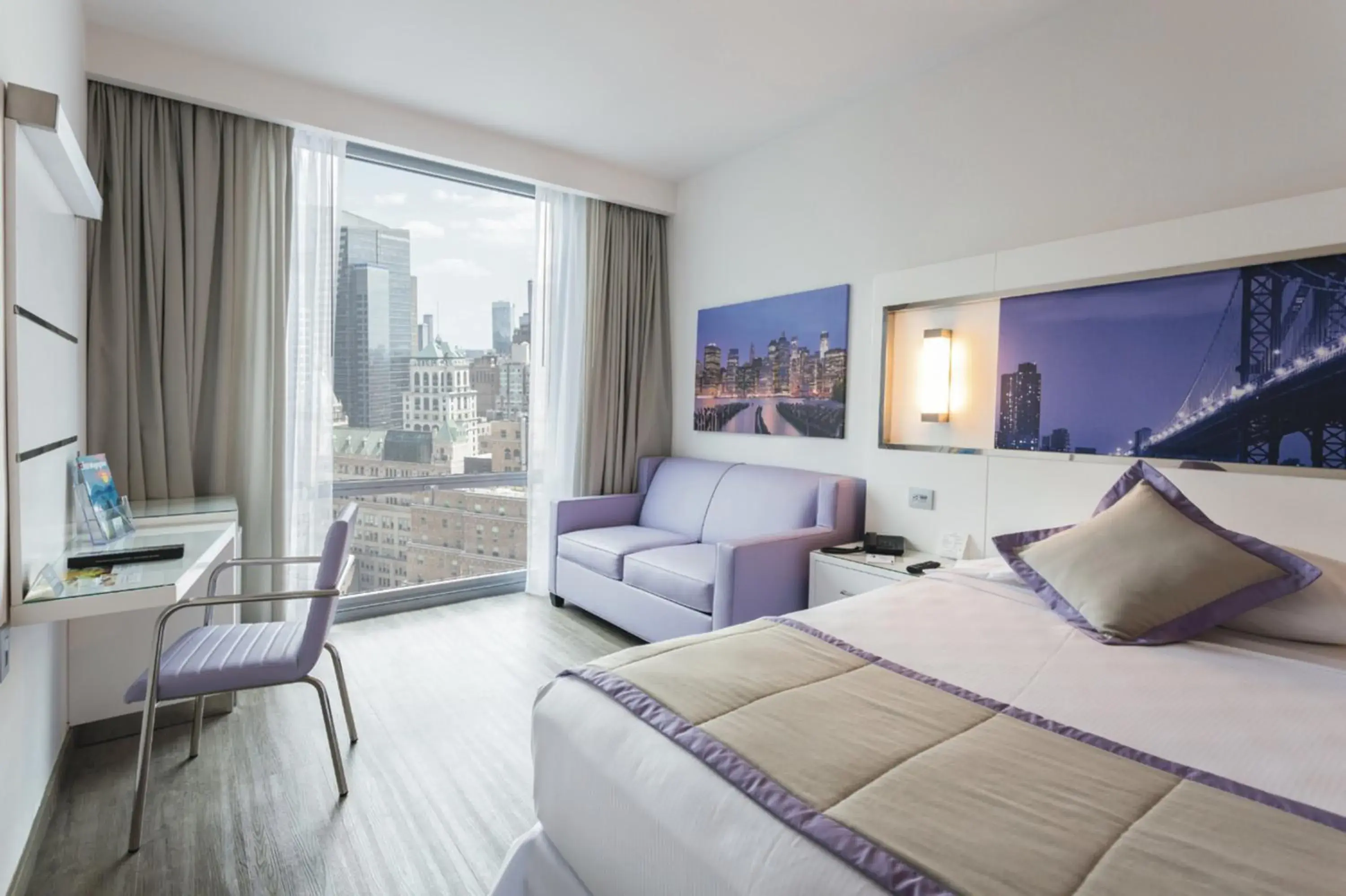 Bedroom, Bed in Riu Plaza New York Times Square Bedroom, Bed in Riu Plaza New York Times Square