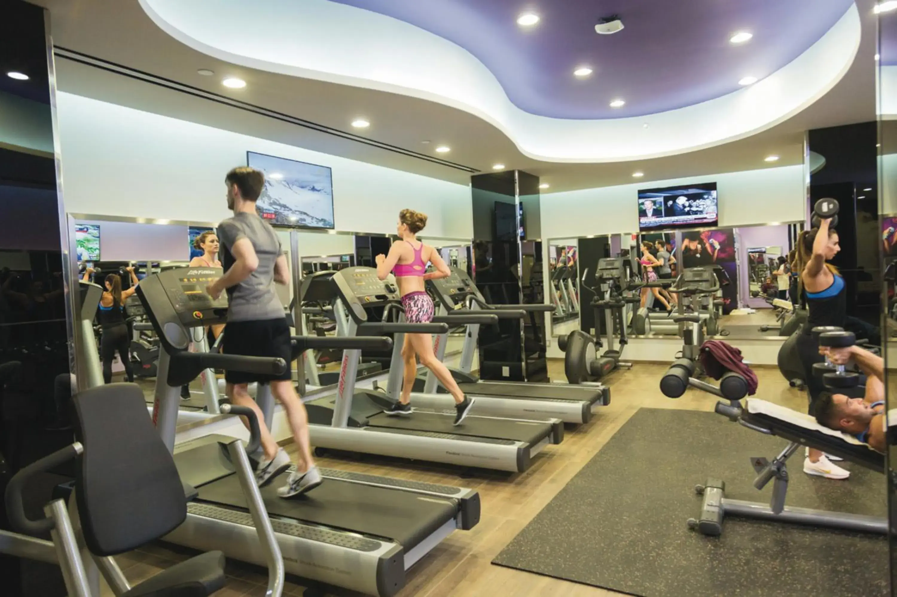 Fitness centre/facilities in Riu Plaza New York Times Square Fitness centre/facilities in Riu Plaza New York Times Square