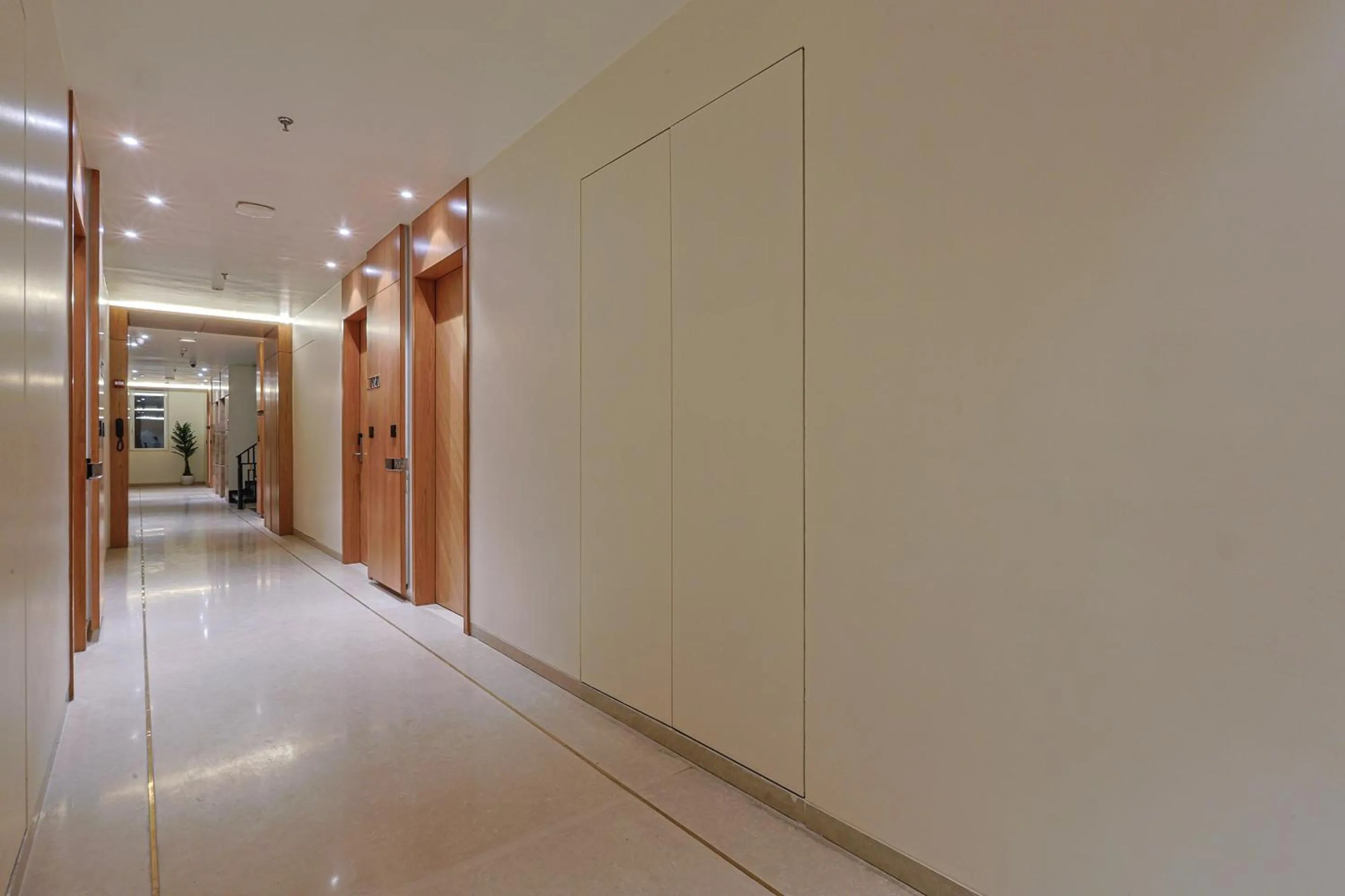 Lobby or reception in HOTEL SERA, Vadodara