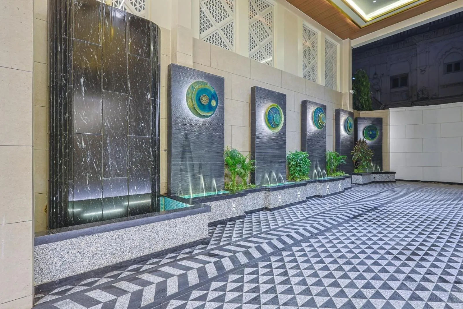 Lobby or reception in HOTEL SERA, Vadodara