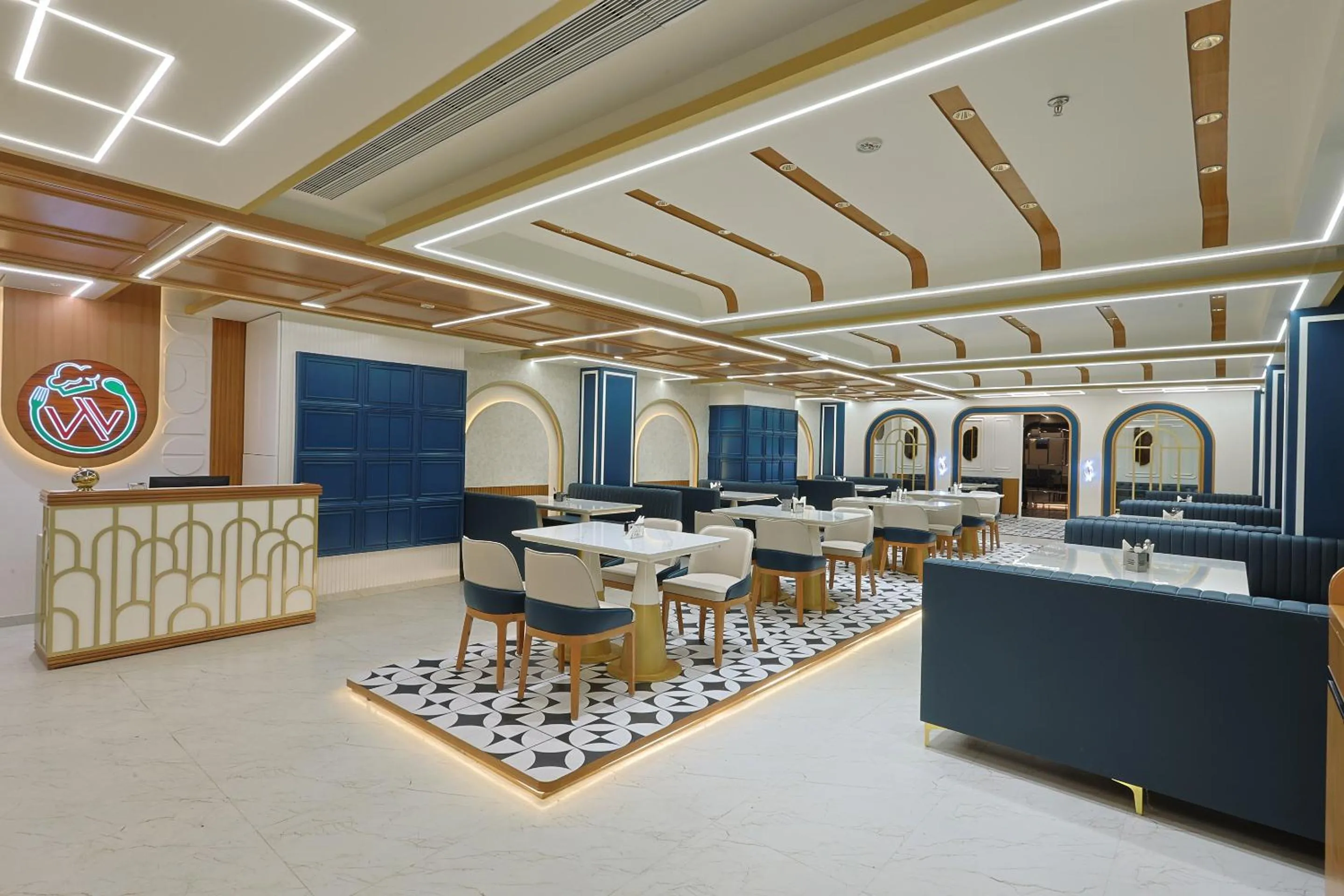 Restaurant/places to eat in HOTEL SERA, Vadodara