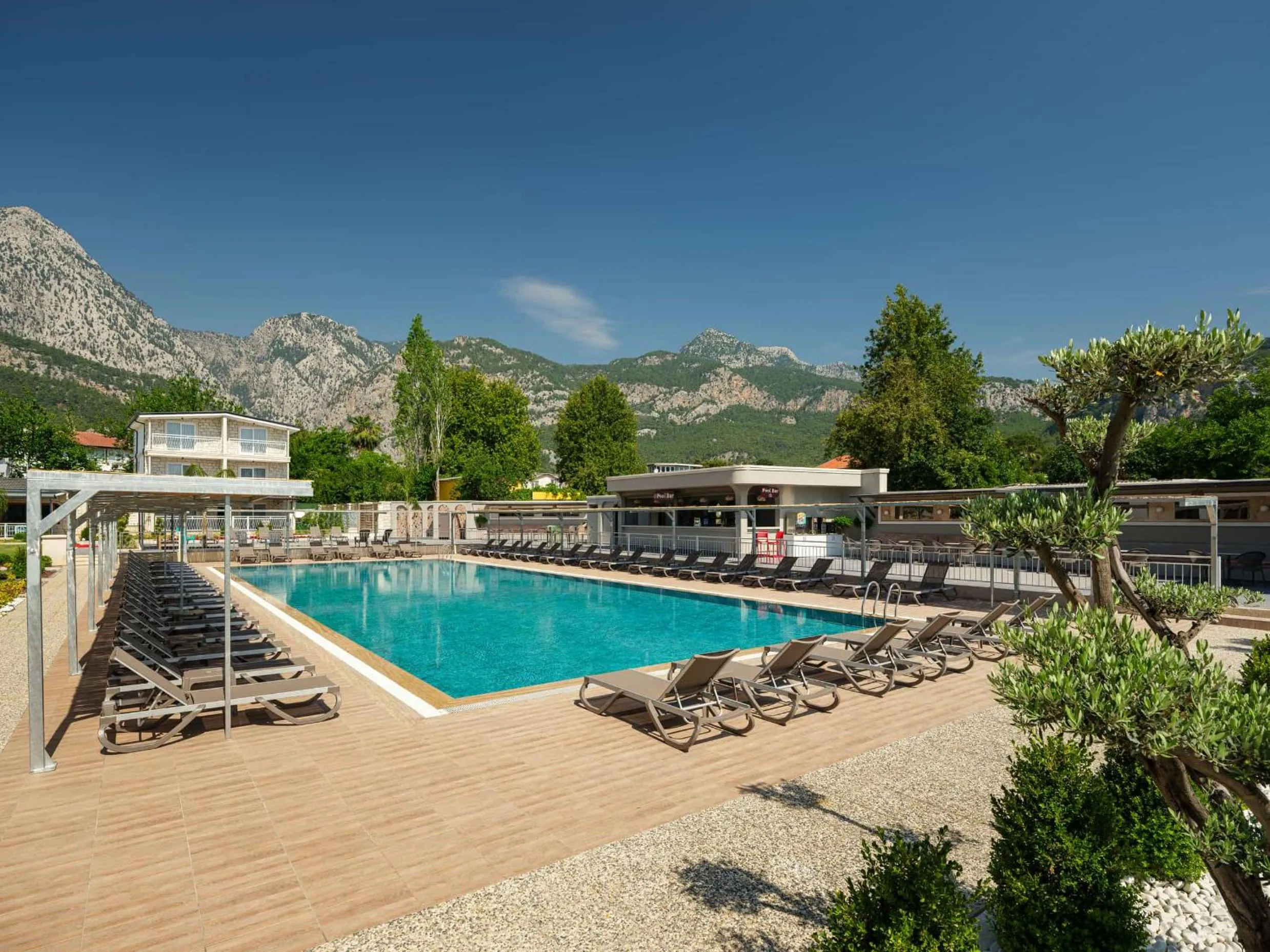 Swimming pool in Monk Resort Hotel Beldibi