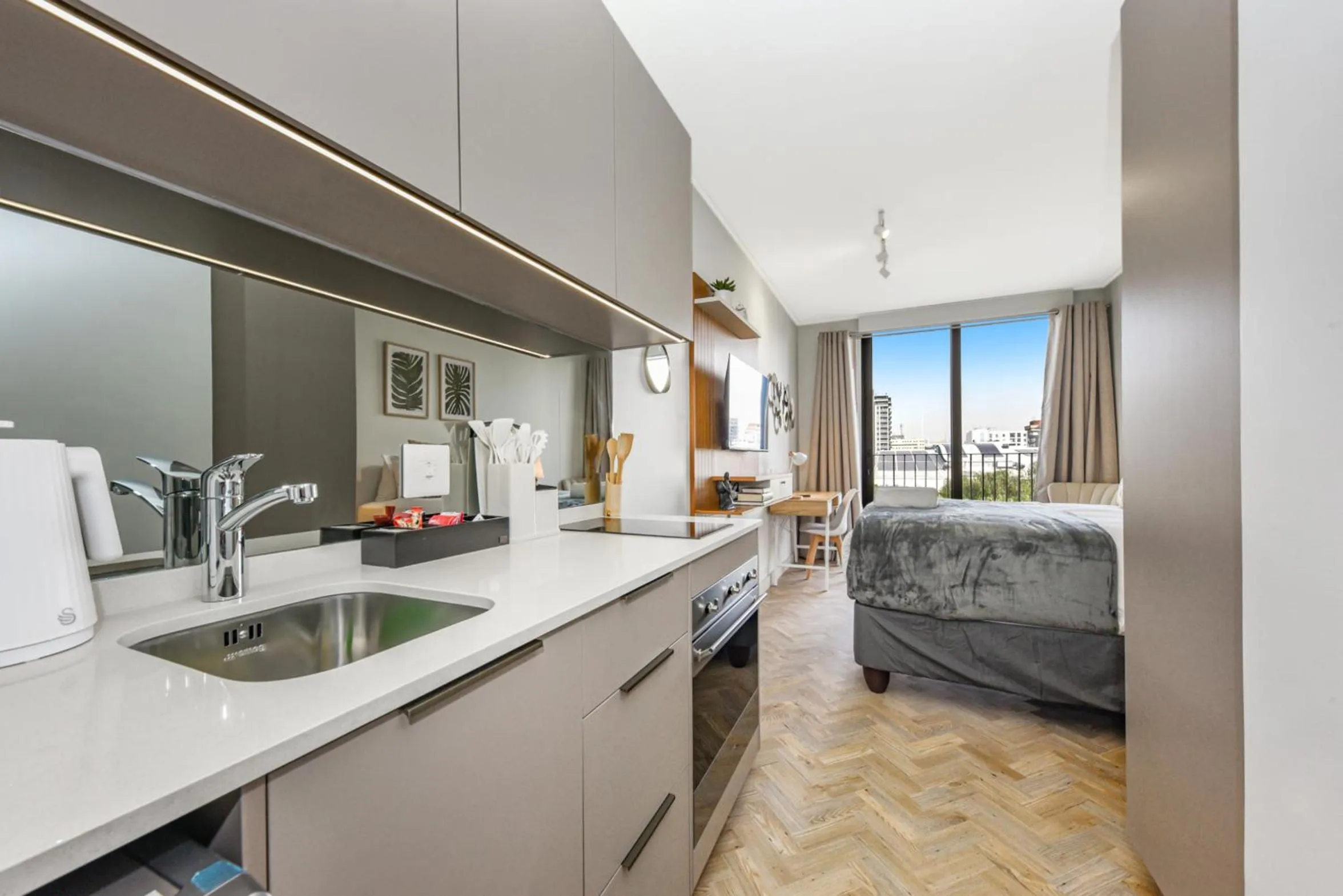 Bed in One Rosebank Apartments