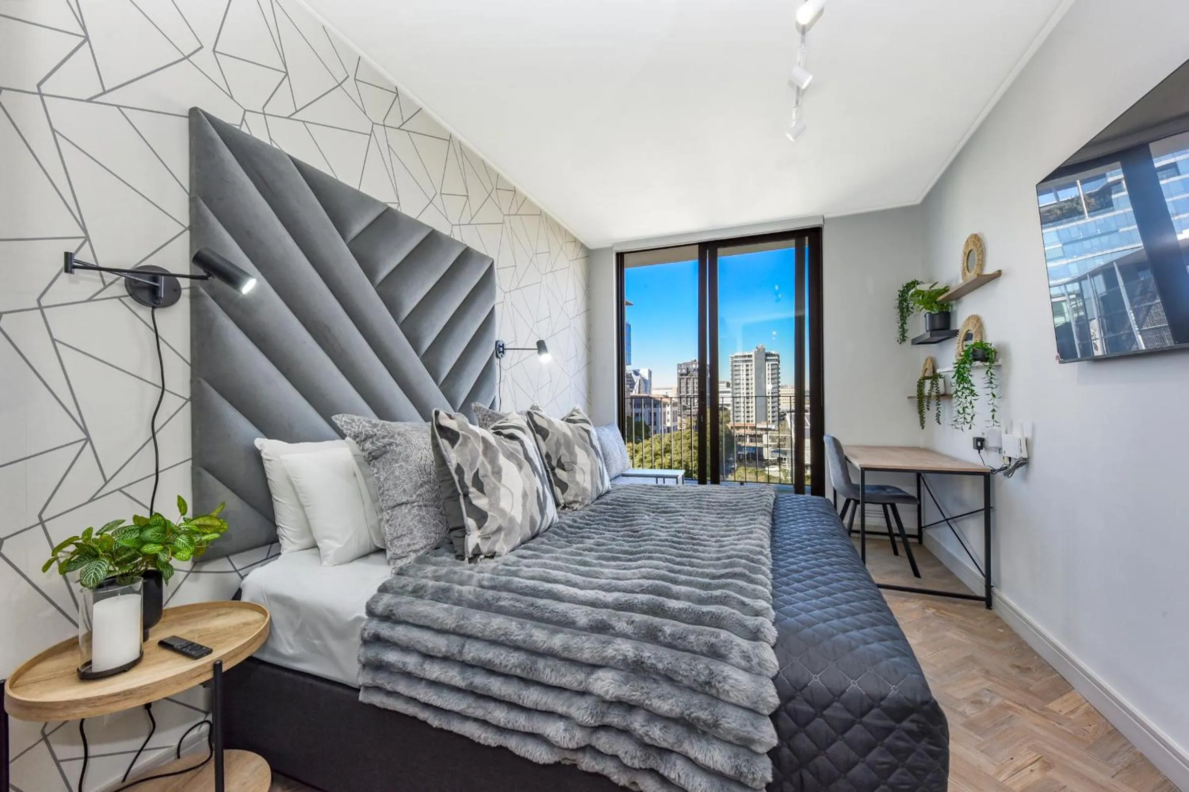 Bed in One Rosebank Apartments