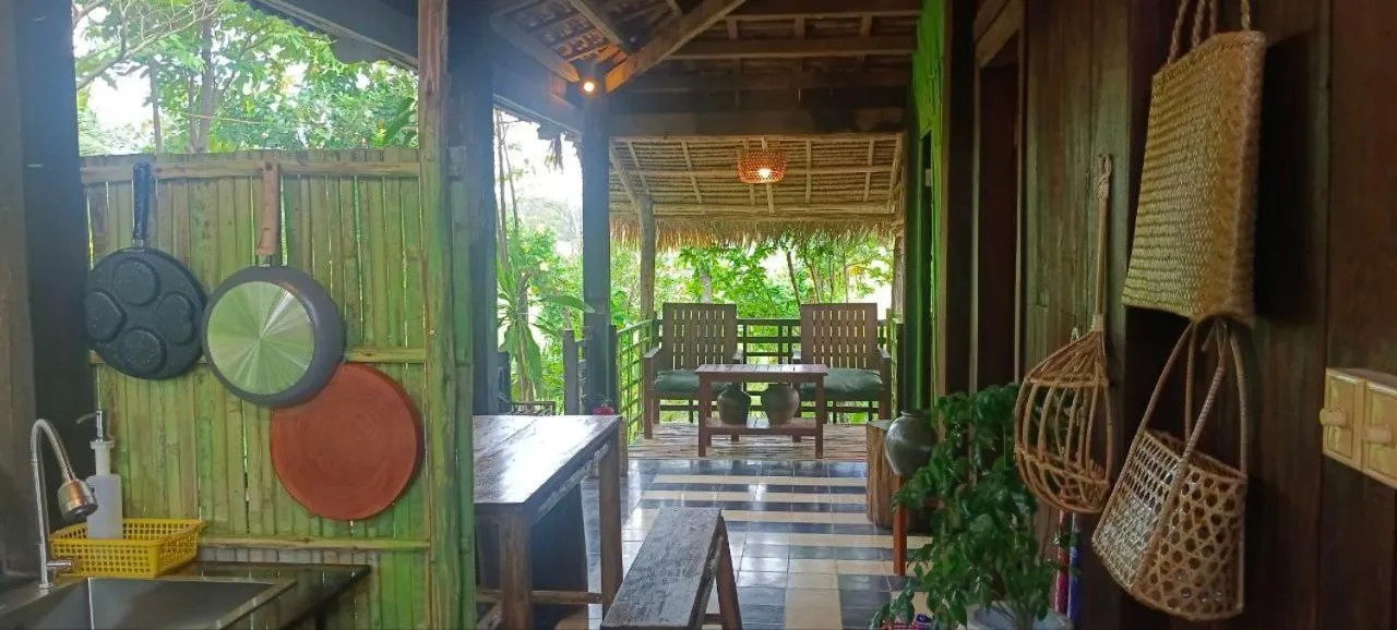 Patio in Maison Model d'Angkor