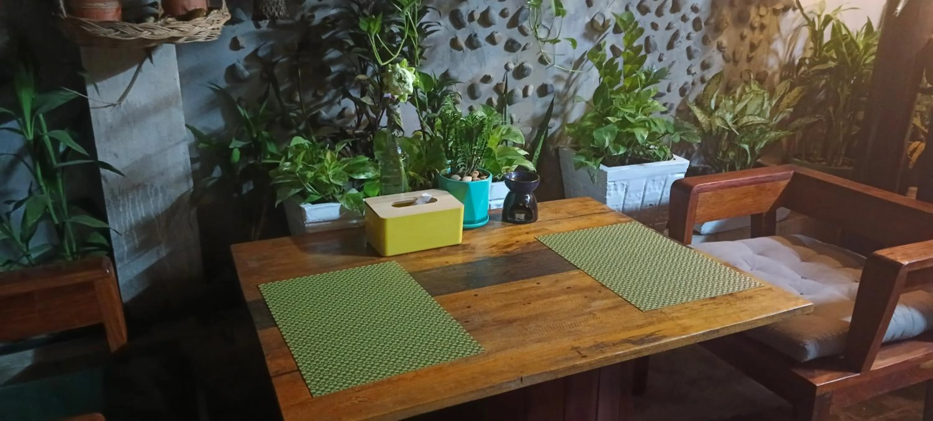 Dining area in Maison Model d'Angkor