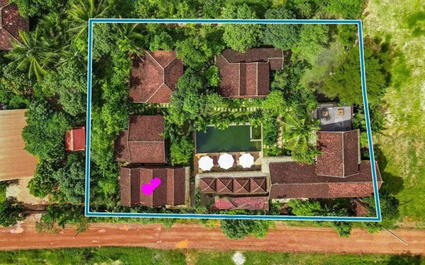 Property building in Maison Model d'Angkor