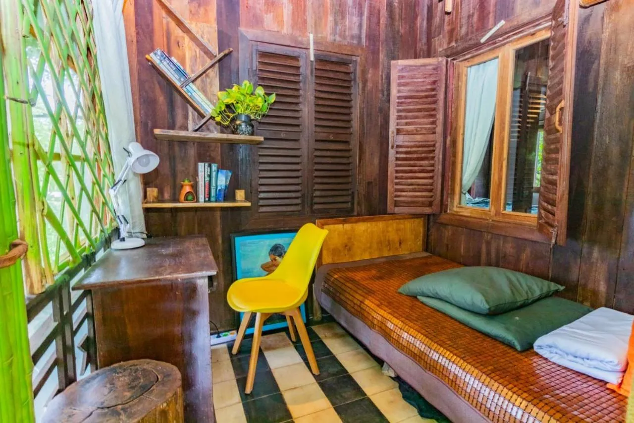 Off site in Maison Model d'Angkor