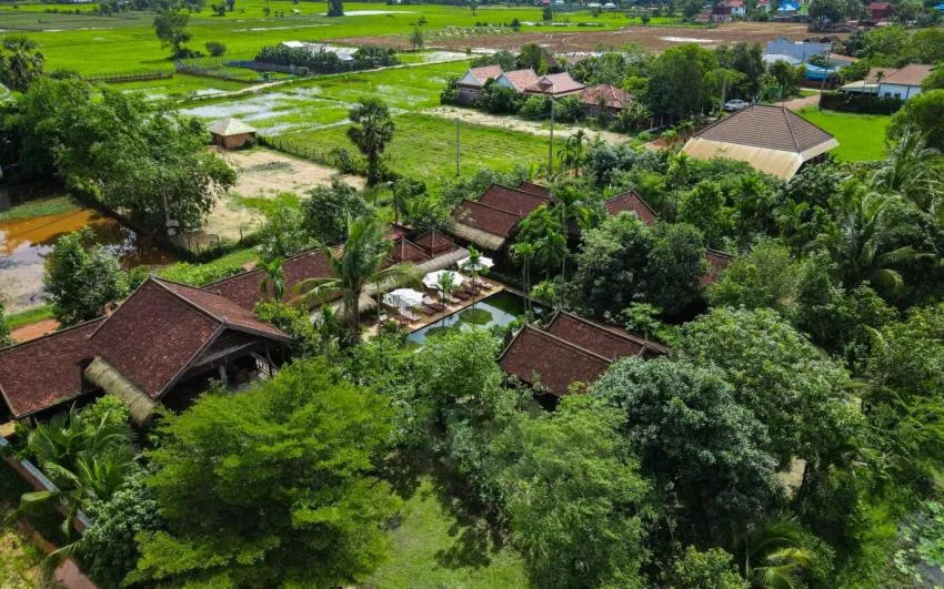 Property building in Maison Model d'Angkor