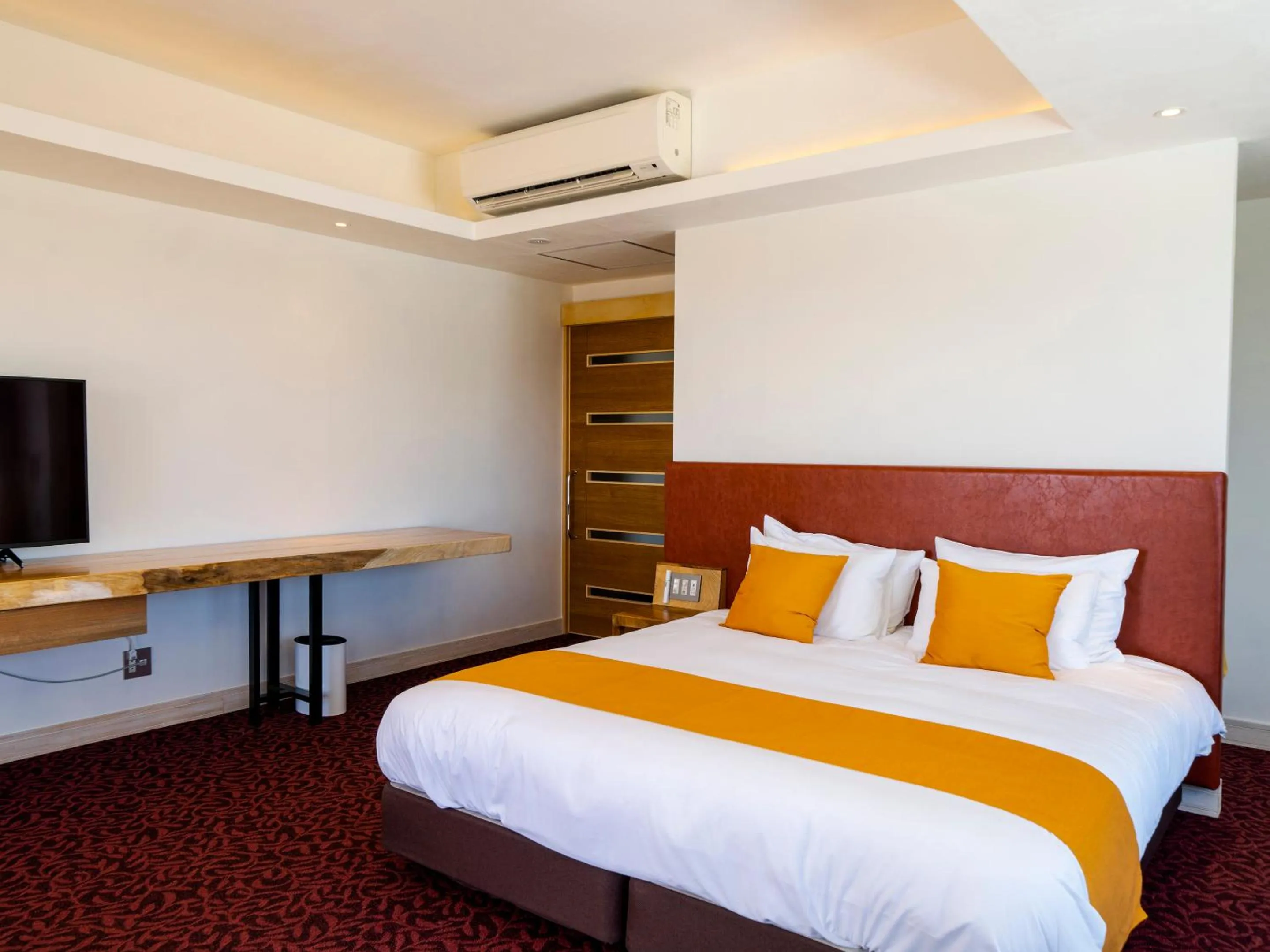 Photo of the whole room in Umi No Terrace Yomitan Toya