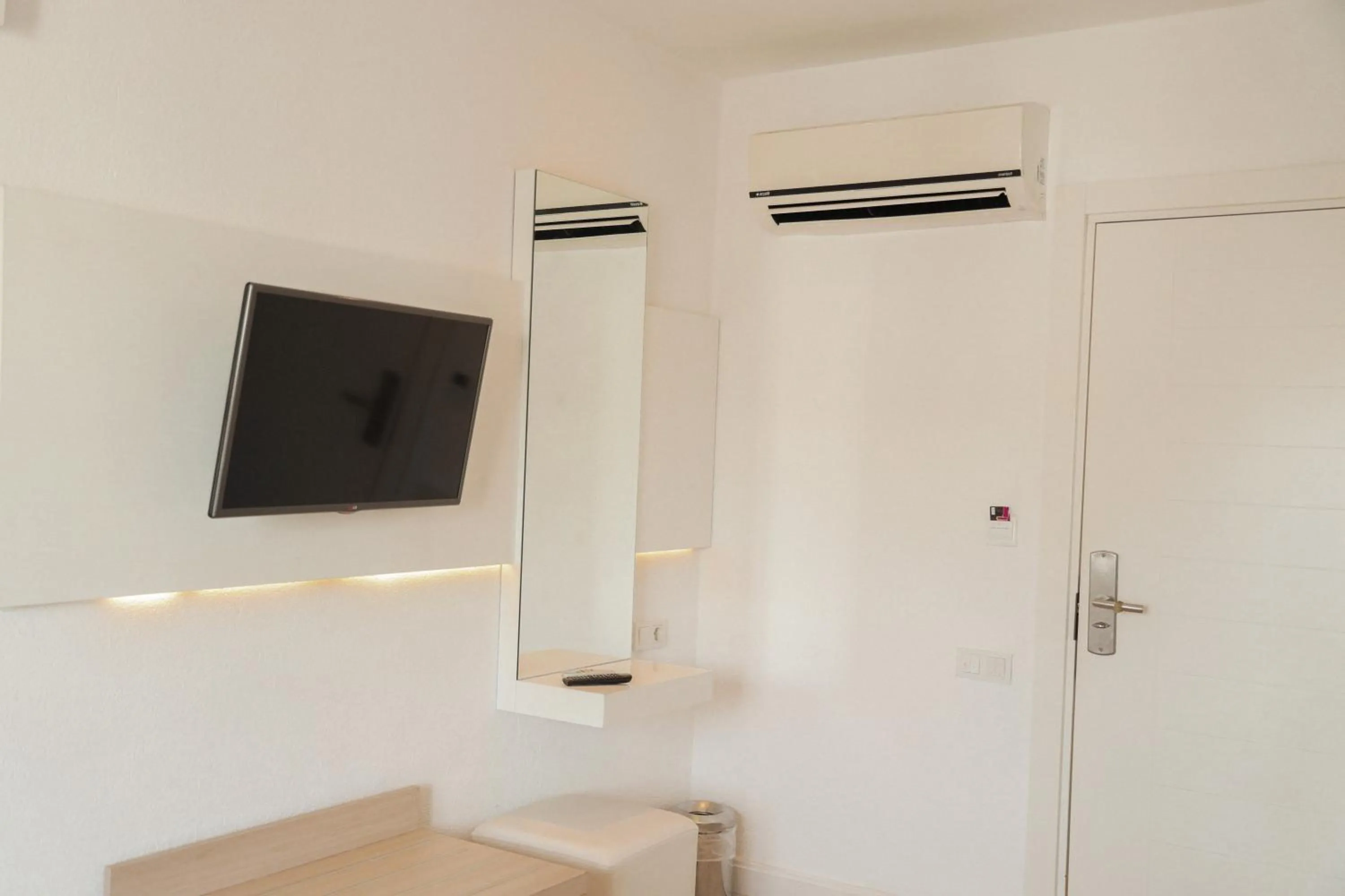 TV and multimedia in Doc's Hotel Kemer