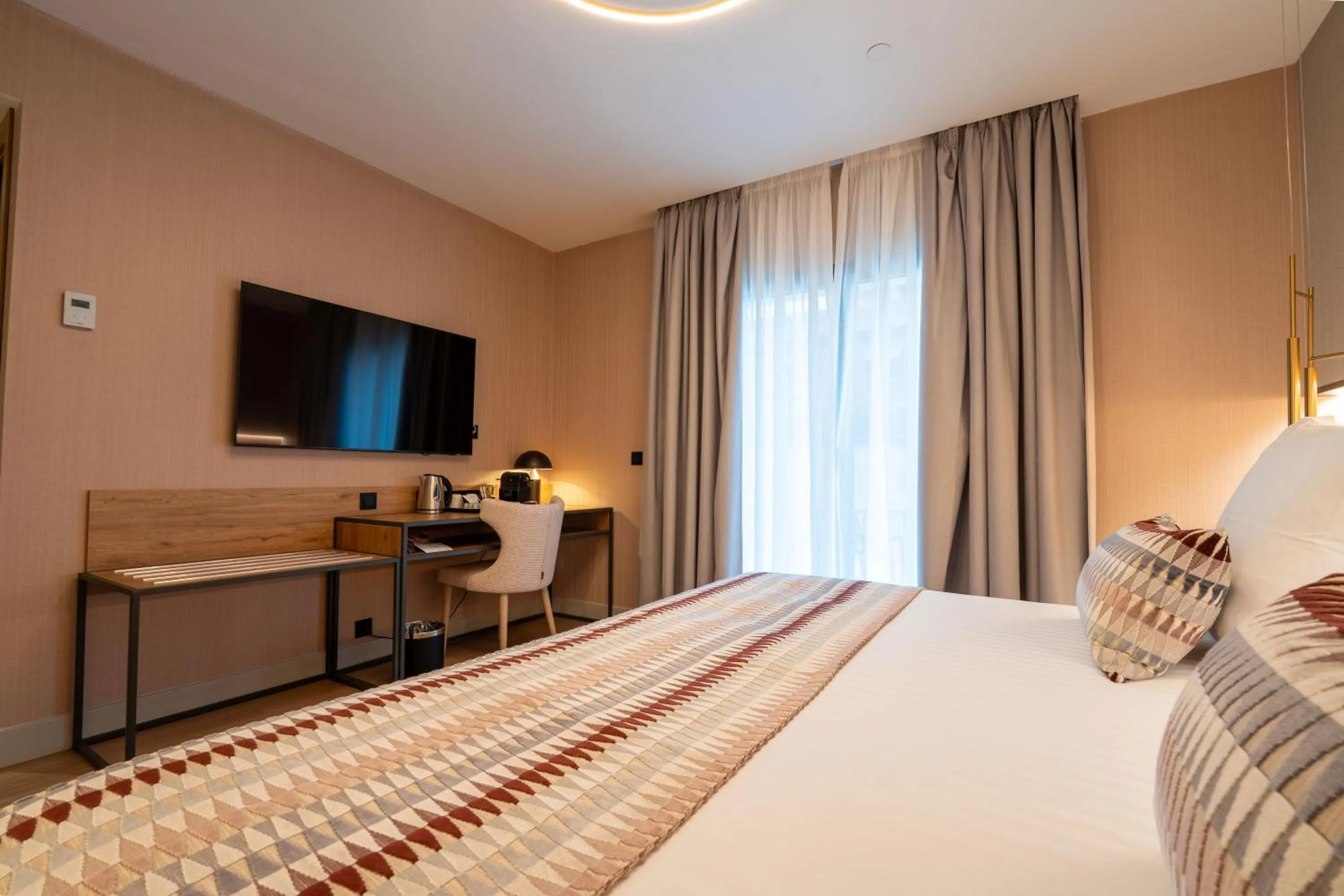 Photo of the whole room, Bed in Hotel Mezquita Center