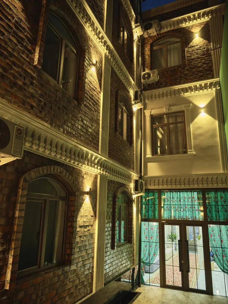 Property building in Siab Boutique Hotel Property building in Siab Boutique Hotel