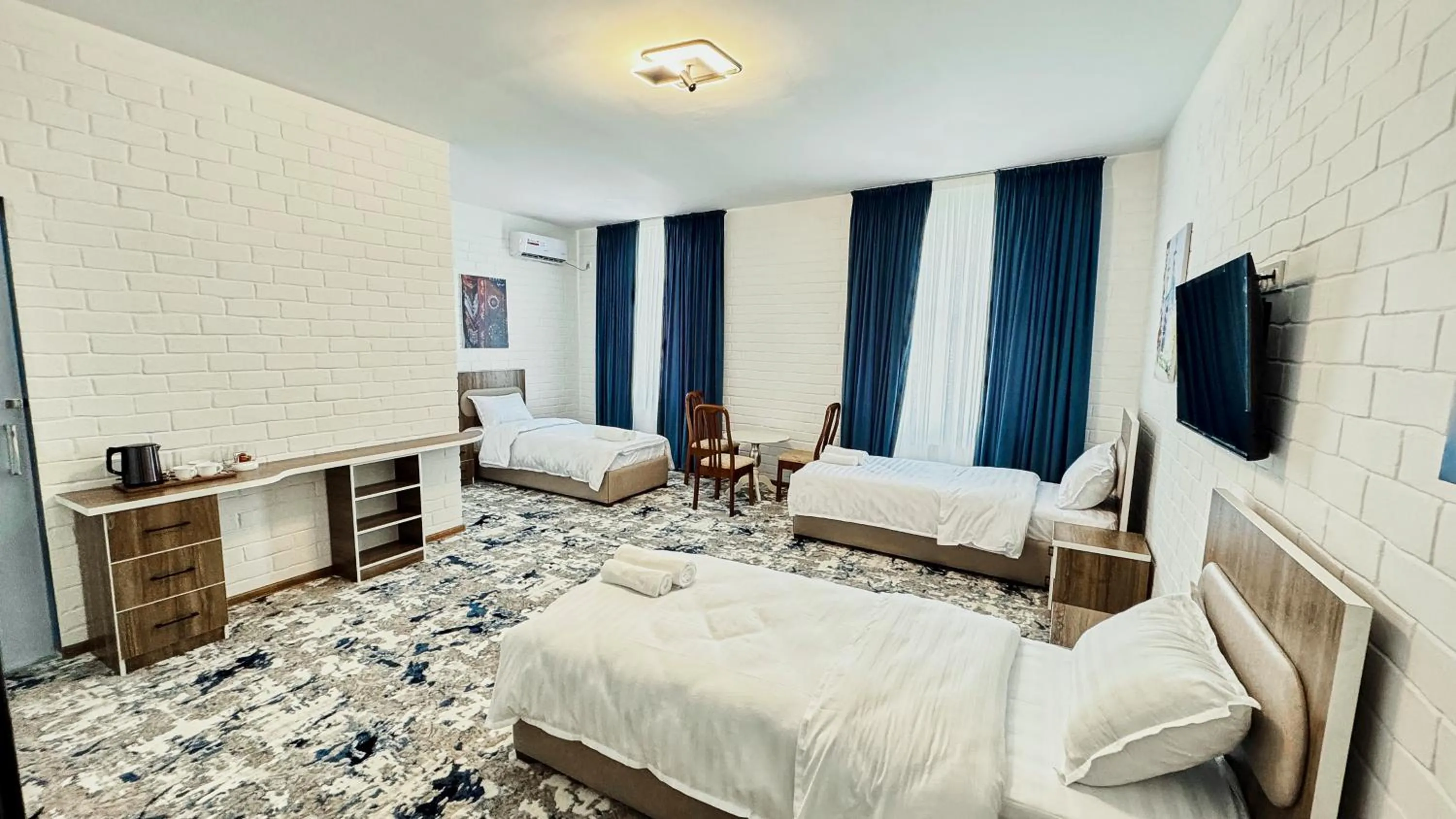 TV and multimedia, Bed in Siab Boutique Hotel