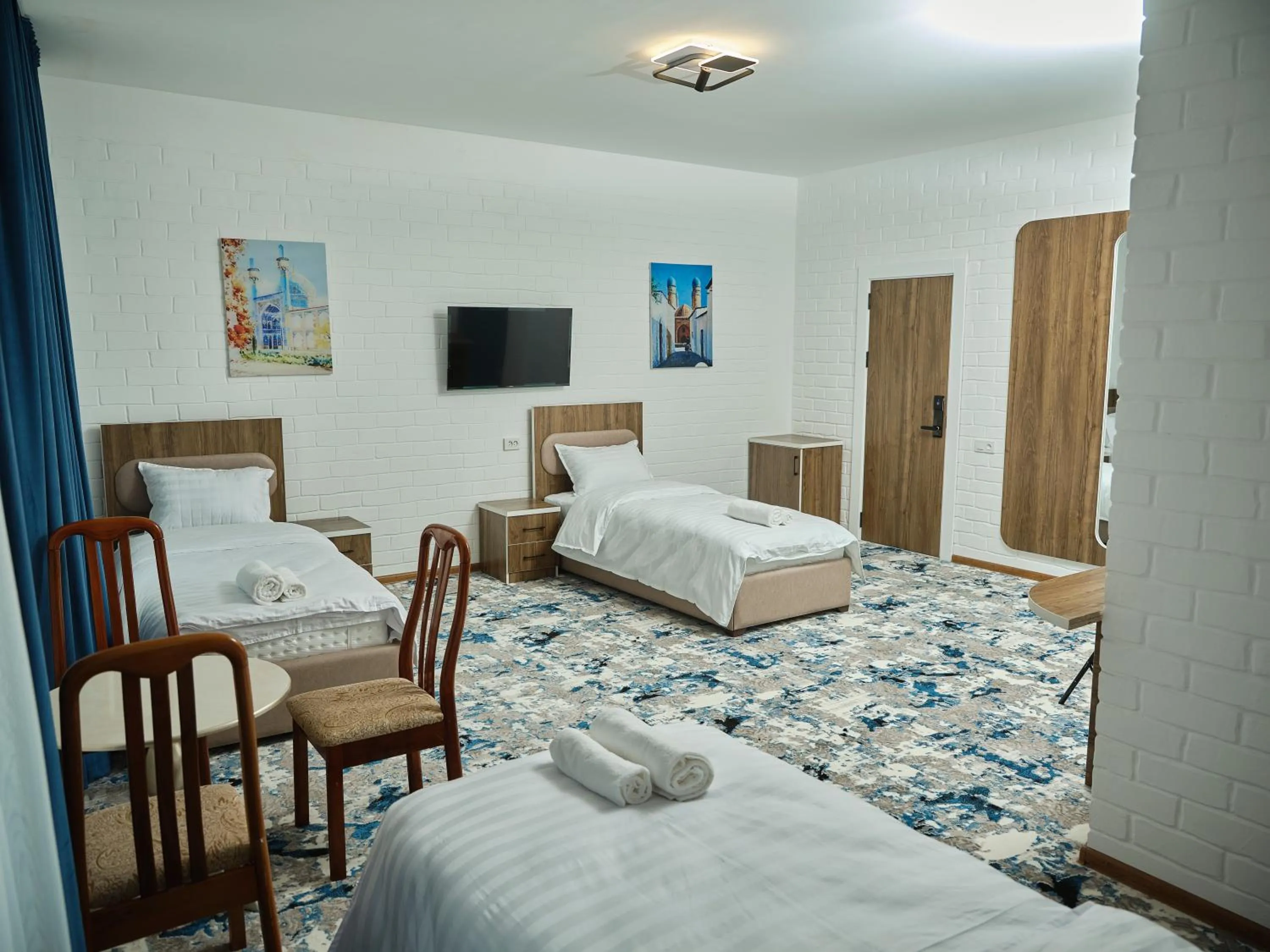 Photo of the whole room, Bed in Siab Boutique Hotel