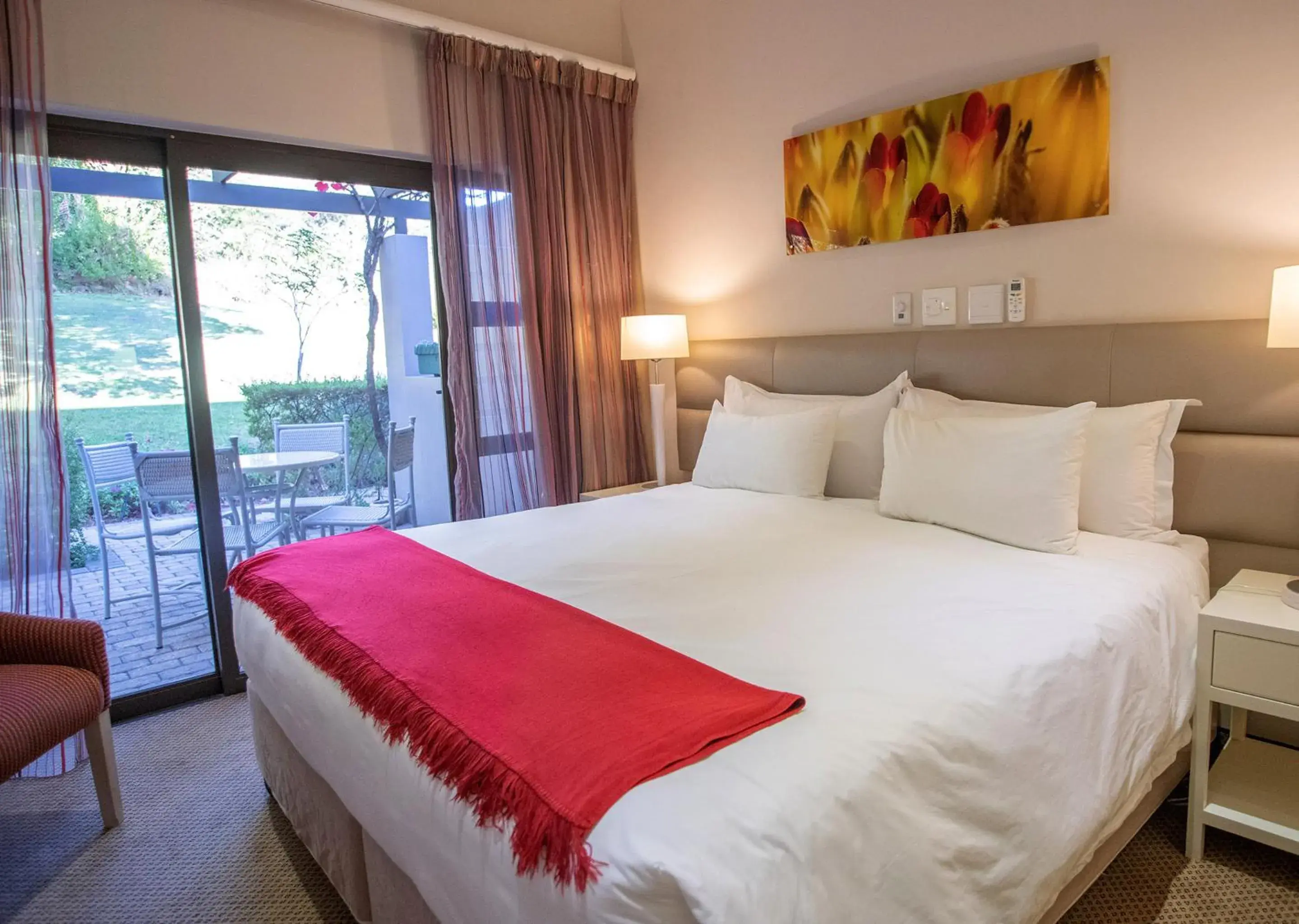 Bed in Piekenierskloof Mountain Resort by Dream Resorts Bed in Piekenierskloof Mountain Resort by Dream Resorts