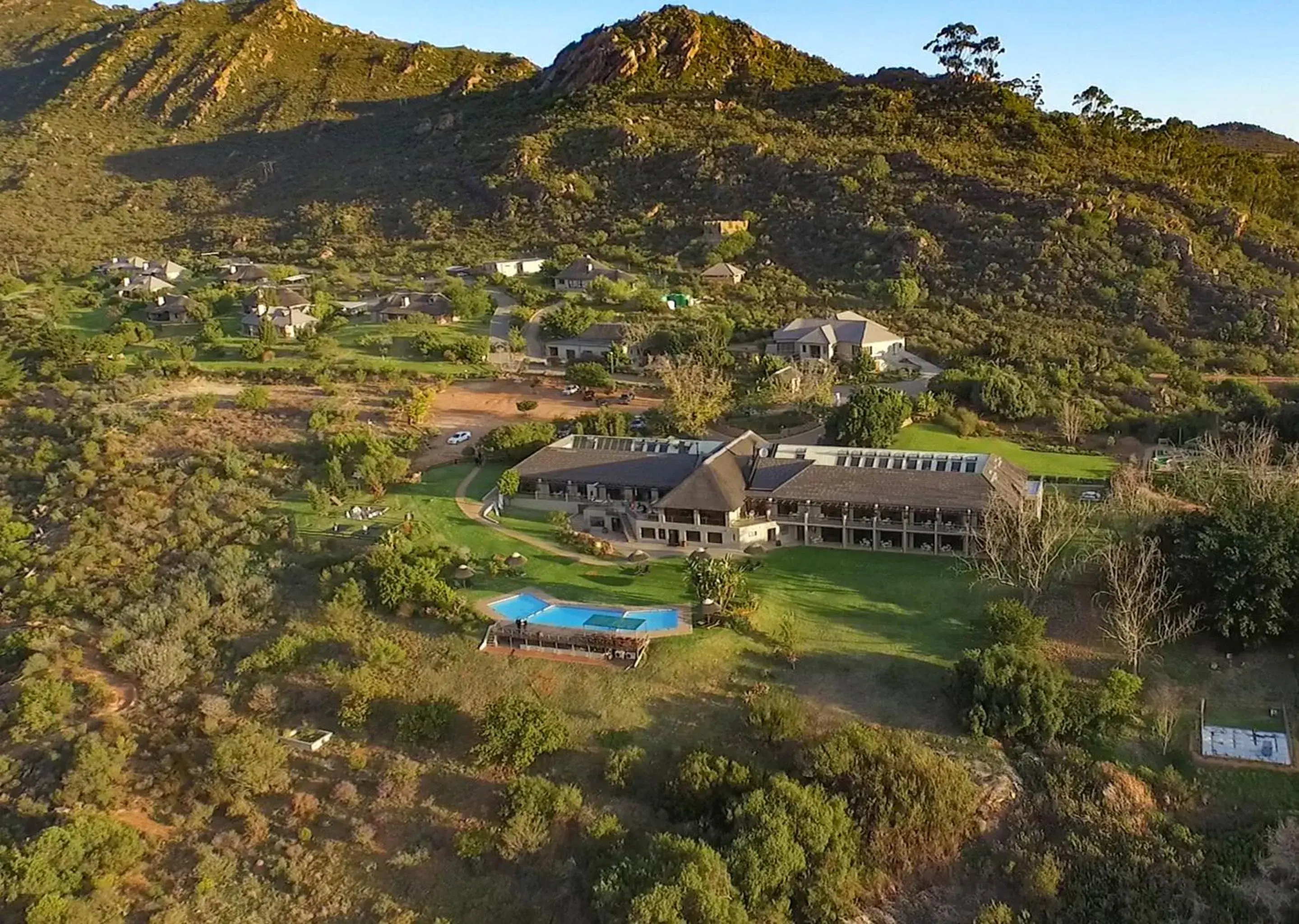Property building in Piekenierskloof Mountain Resort by Dream Resorts Property building in Piekenierskloof Mountain Resort by Dream Resorts