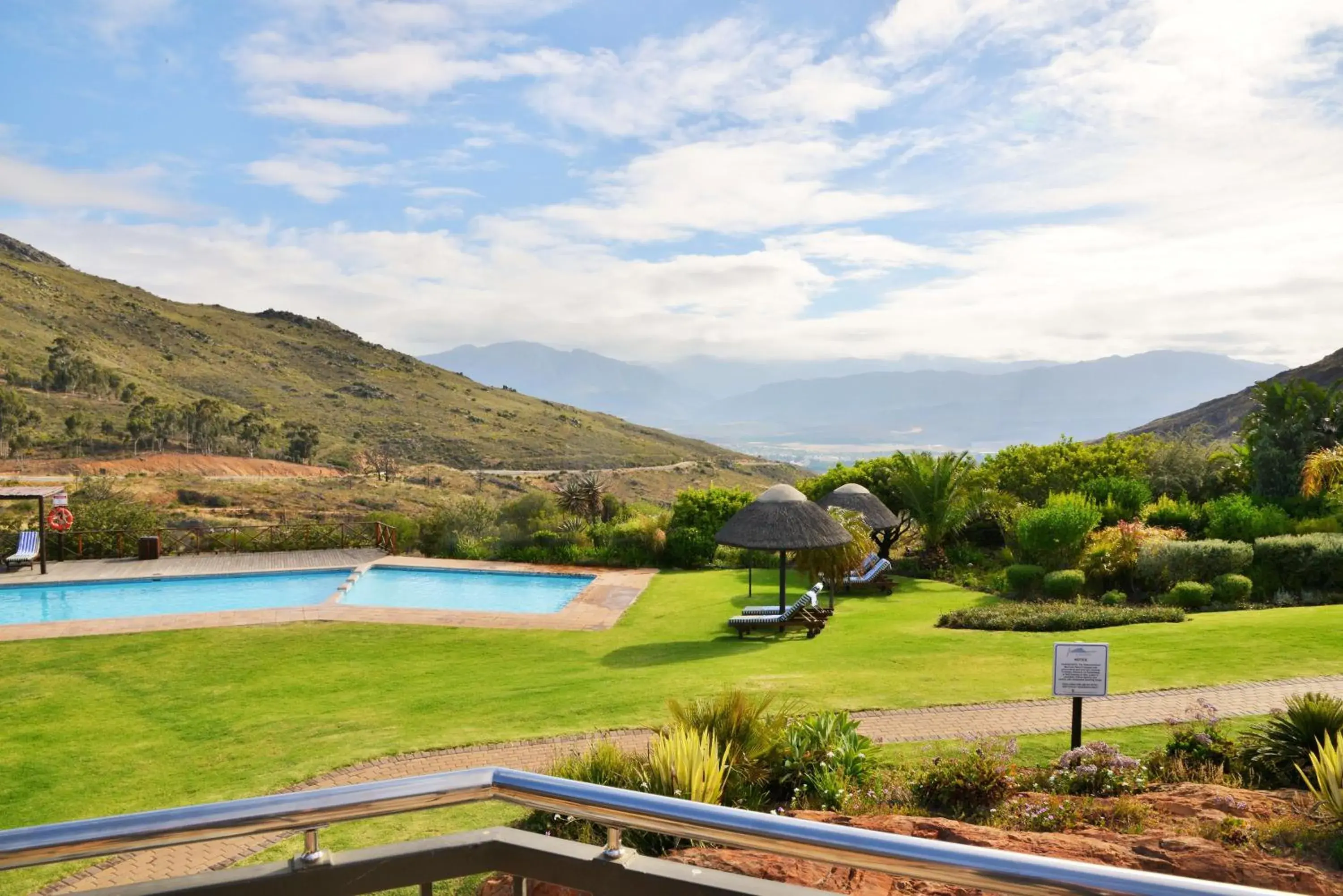 Pool view in Piekenierskloof Mountain Resort by Dream Resorts Pool view in Piekenierskloof Mountain Resort by Dream Resorts