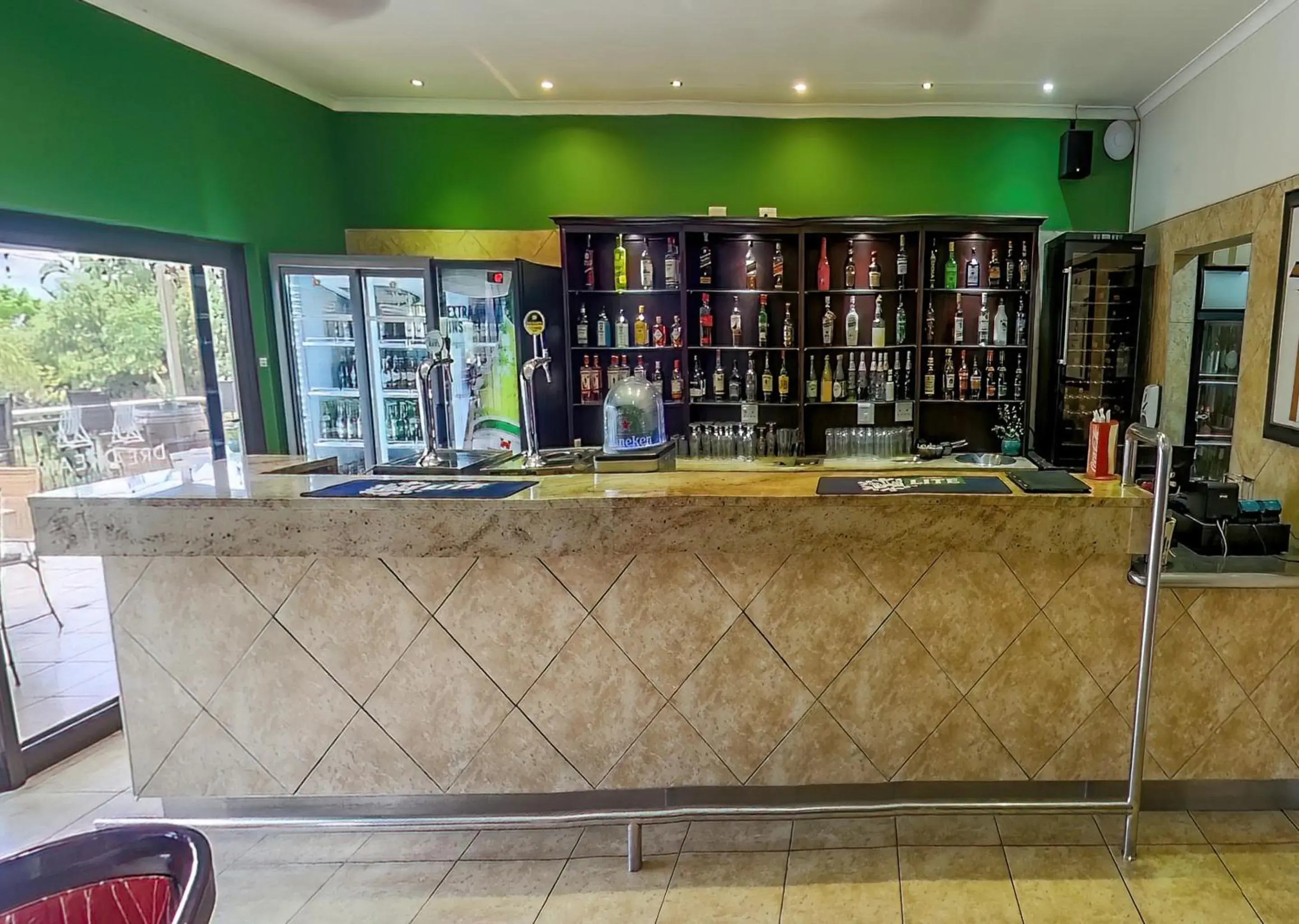 Lounge or bar in Piekenierskloof Mountain Resort by Dream Resorts Lounge or bar in Piekenierskloof Mountain Resort by Dream Resorts