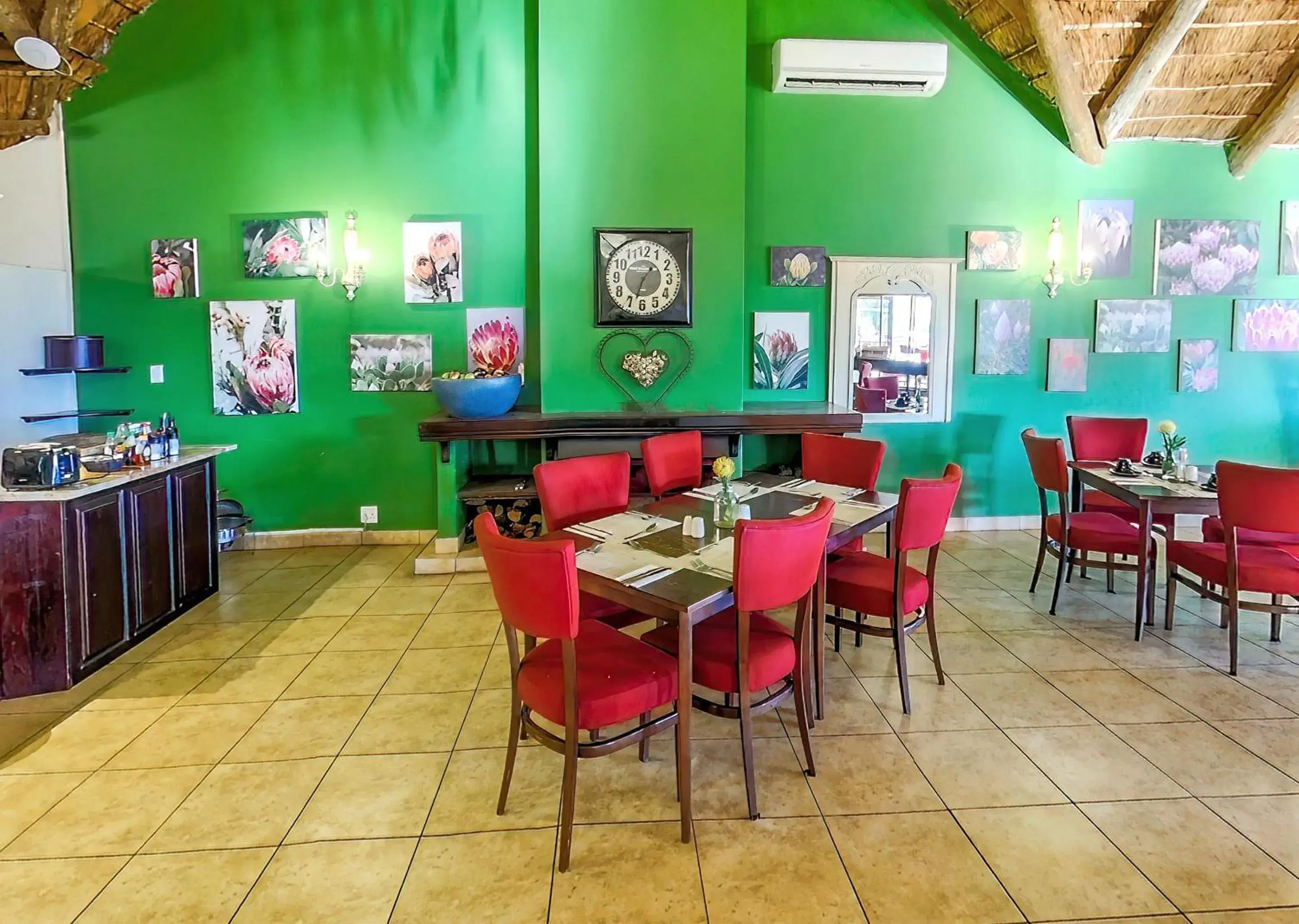 Restaurant/places to eat in Piekenierskloof Mountain Resort by Dream Resorts Restaurant/places to eat in Piekenierskloof Mountain Resort by Dream Resorts