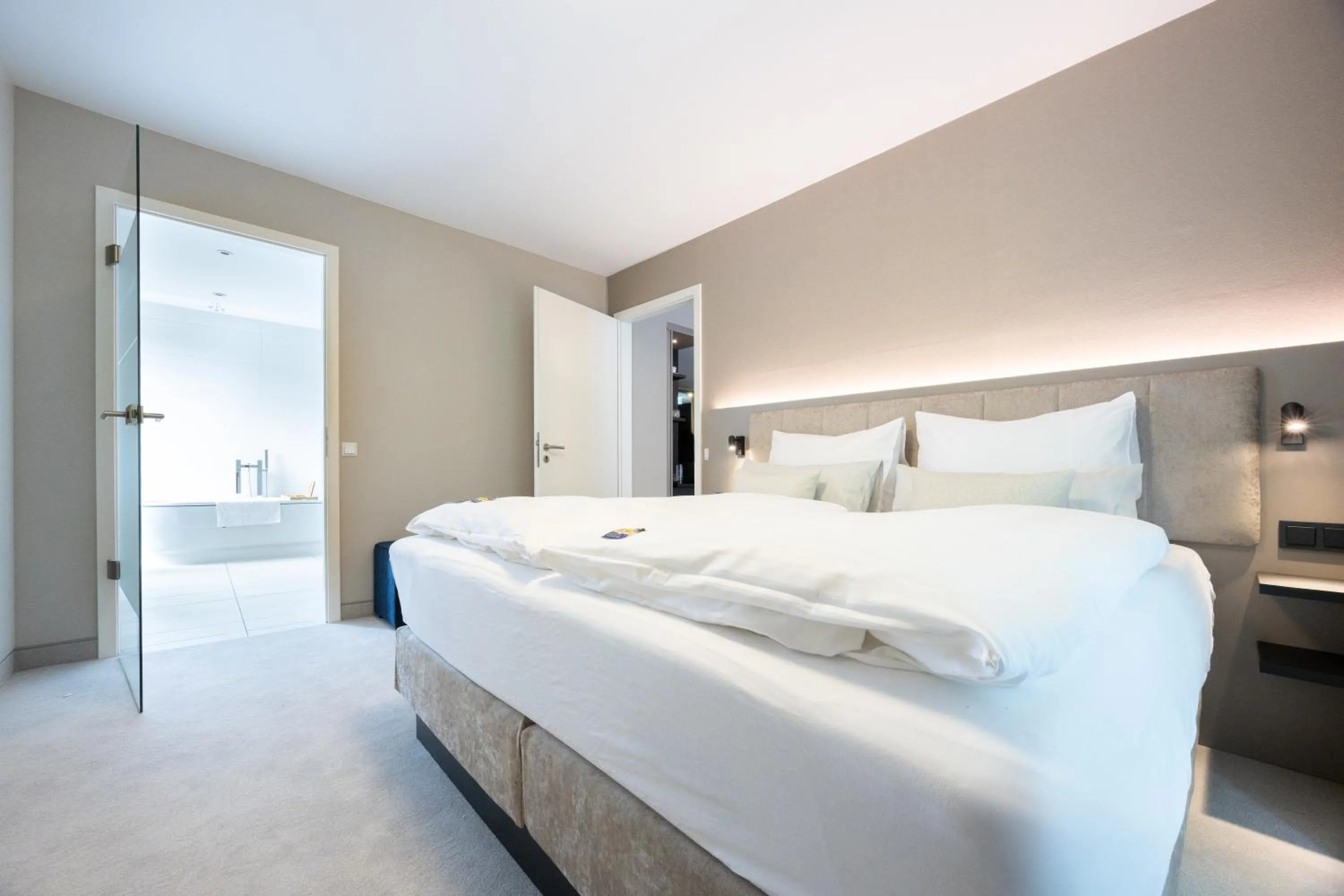 Bed in Digital Hotel Kronjuwel by BRIGHT Waldkirch - Self Check-in